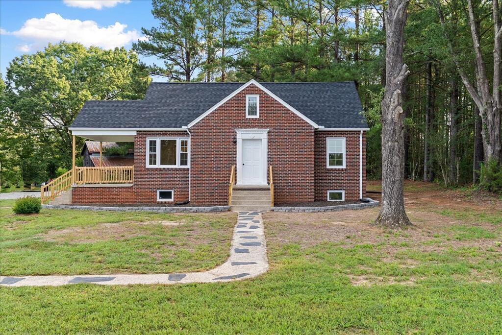 2080 Chatham Road Property Photo 1