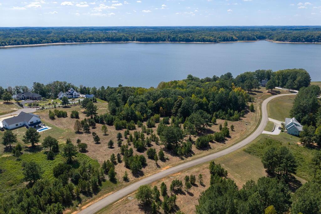 1 Woodlawn Drive Property Photo 1