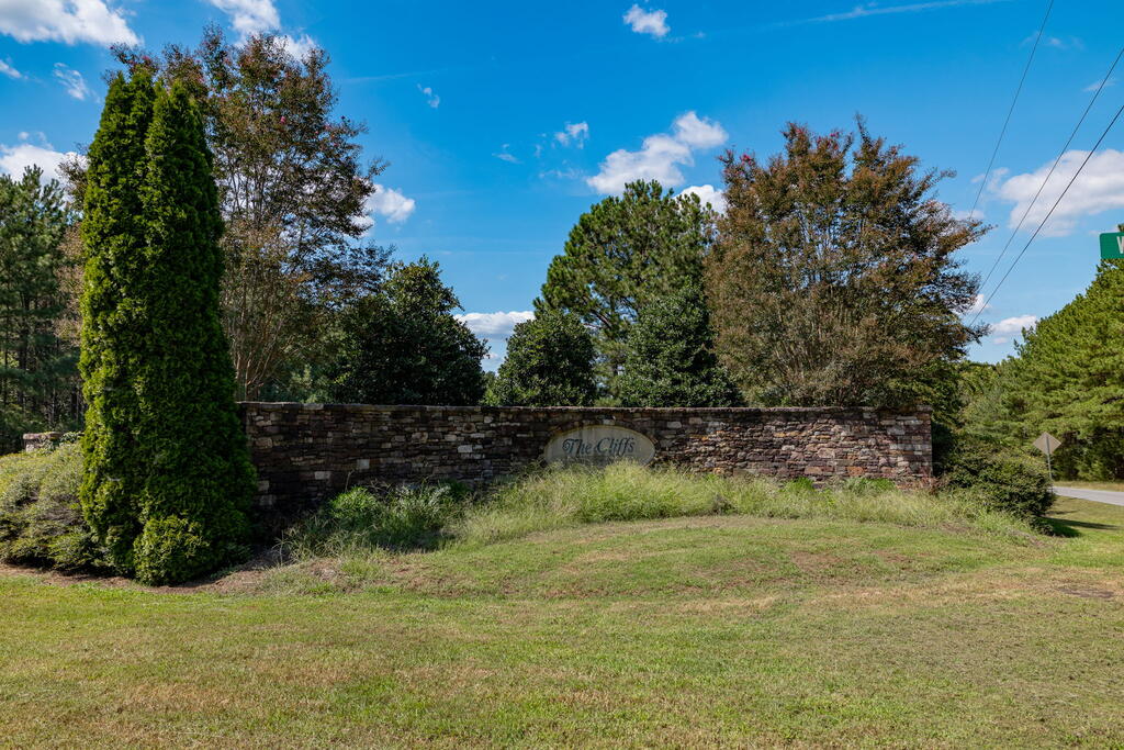8 Berkeley Drive Property Photo 39