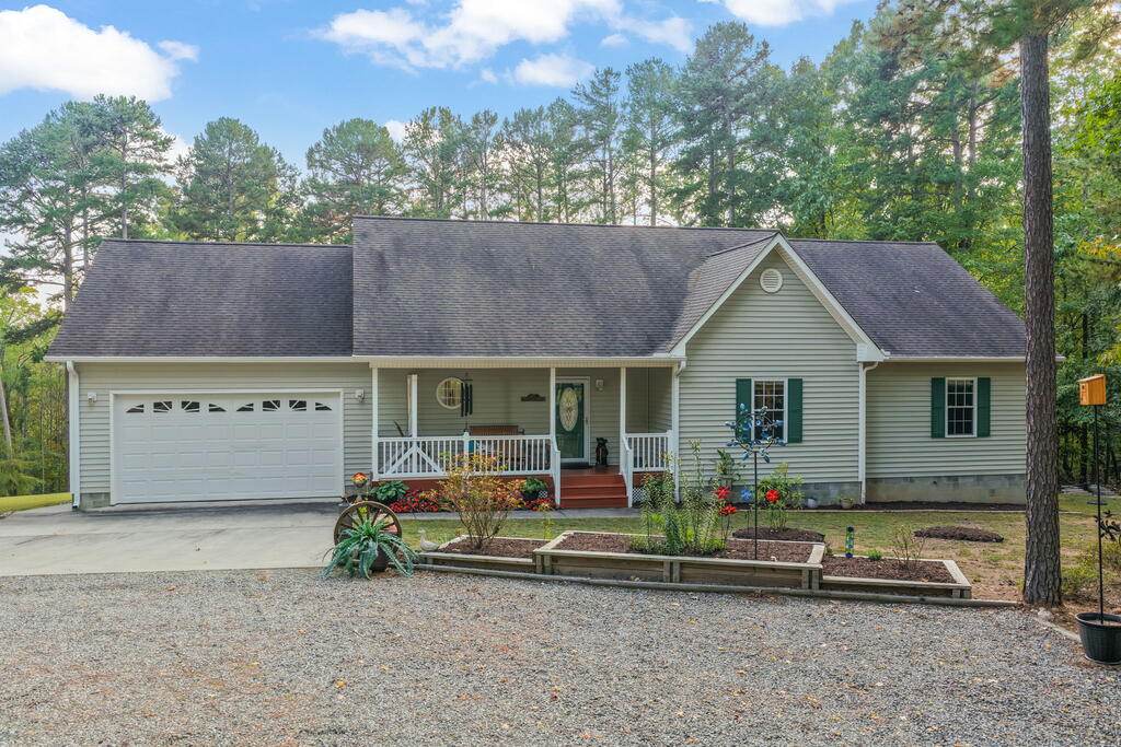 295 Eastland Creek Road Property Photo 1