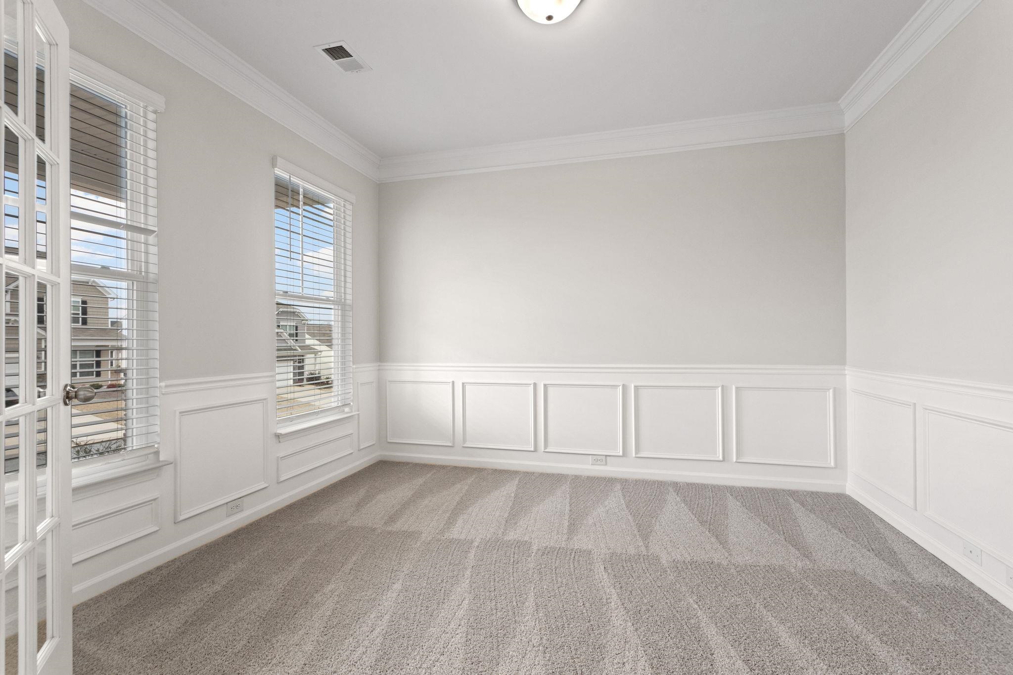 6087 Haddington Drive Property Photo 5