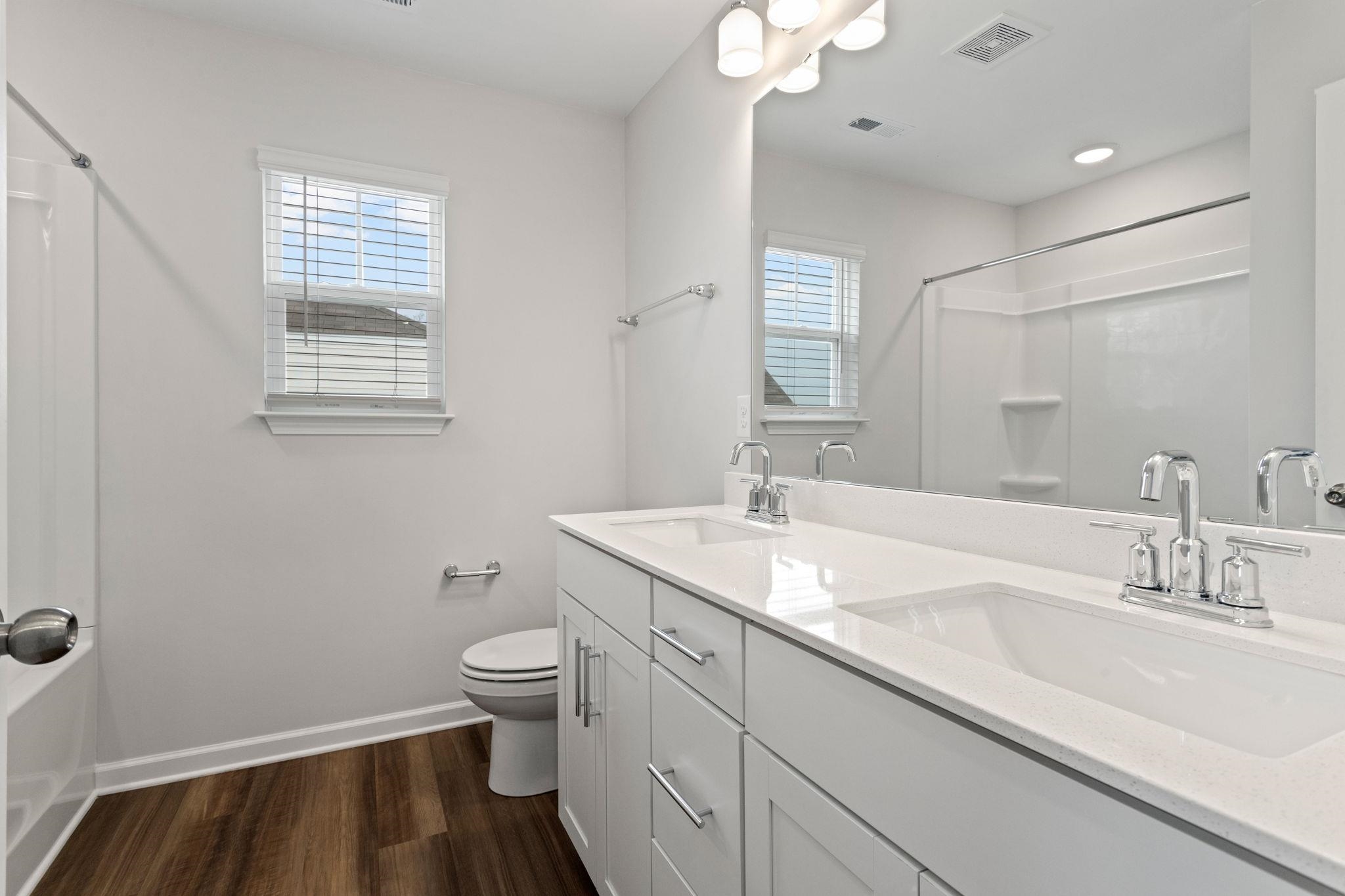 6087 Haddington Drive Property Photo 17