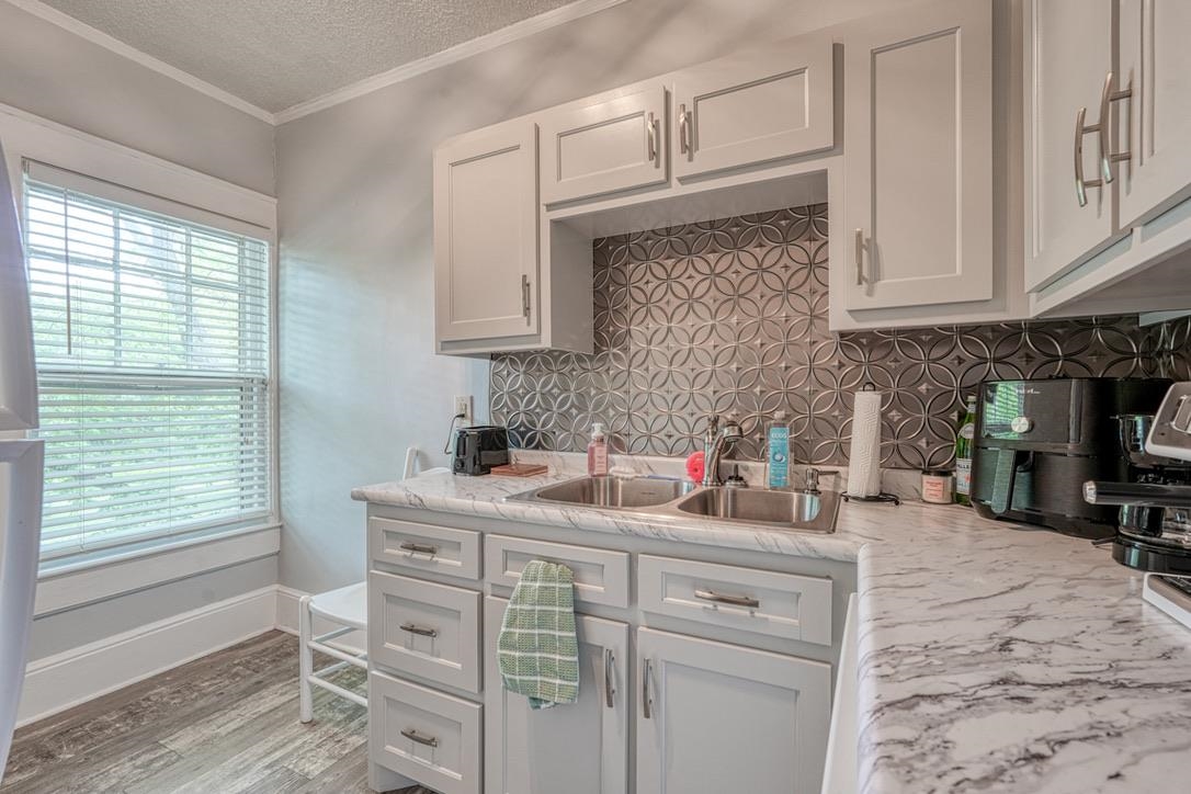 102 College Drive Property Photo 35