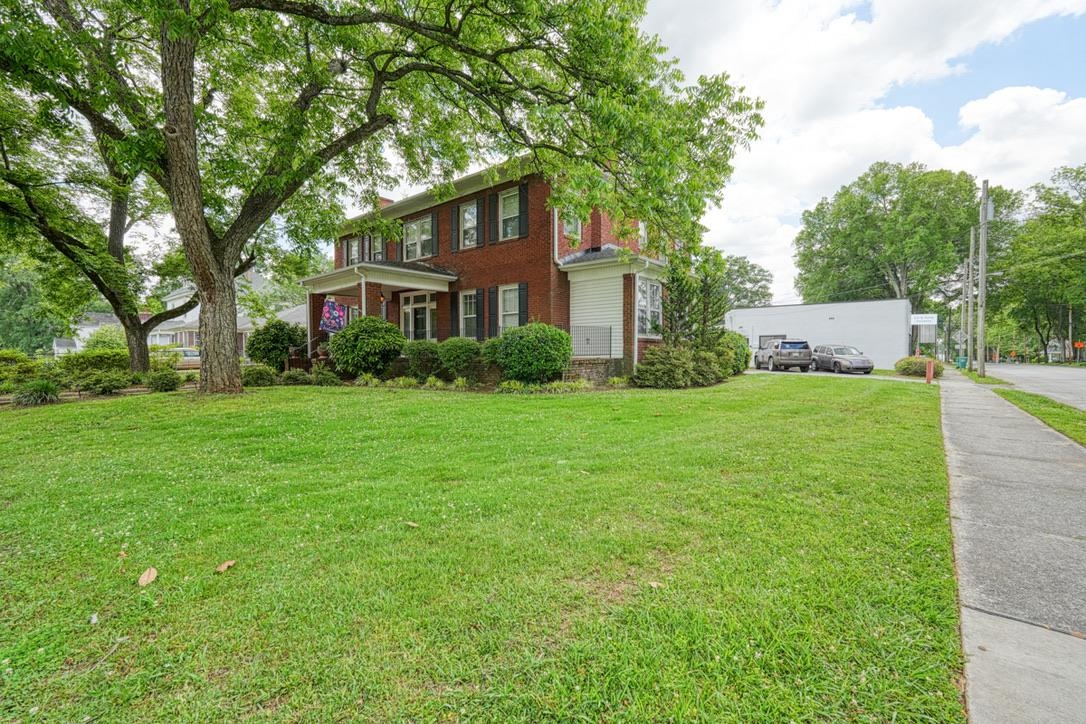 102 College Drive Property Photo 49