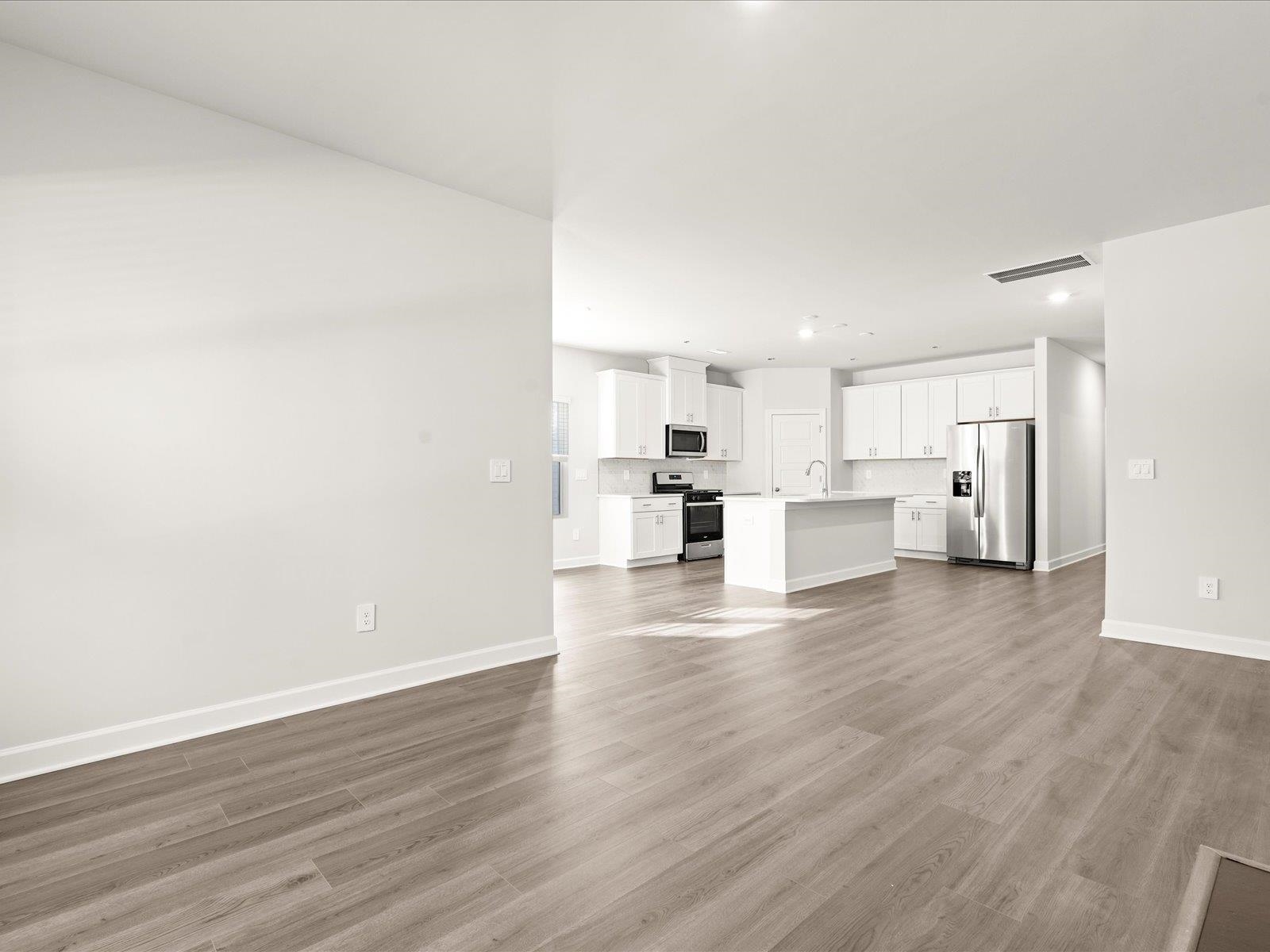 420 Hazelcroft Drive Property Photo 4