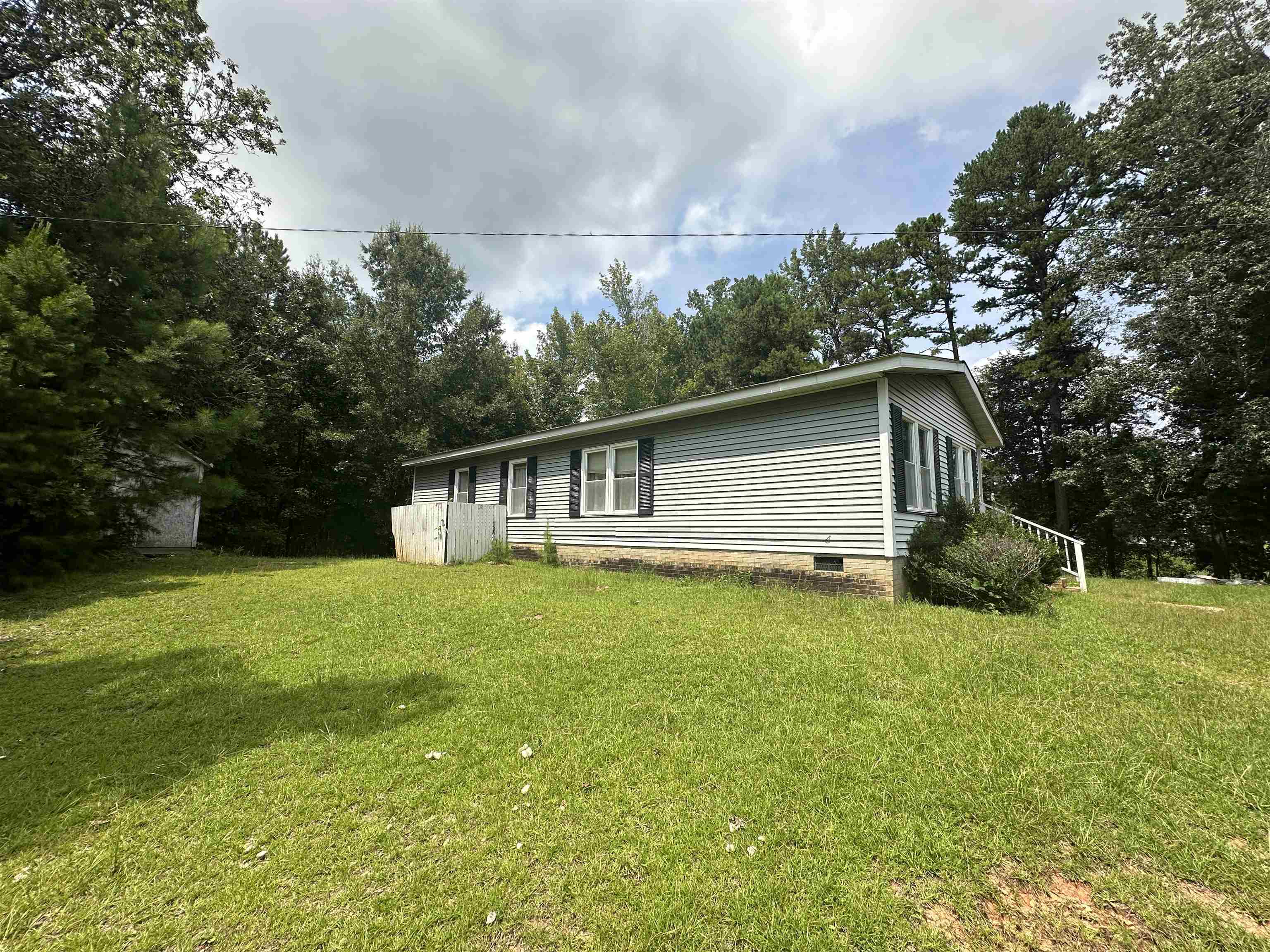 841 Lee Road Road Property Photo 2