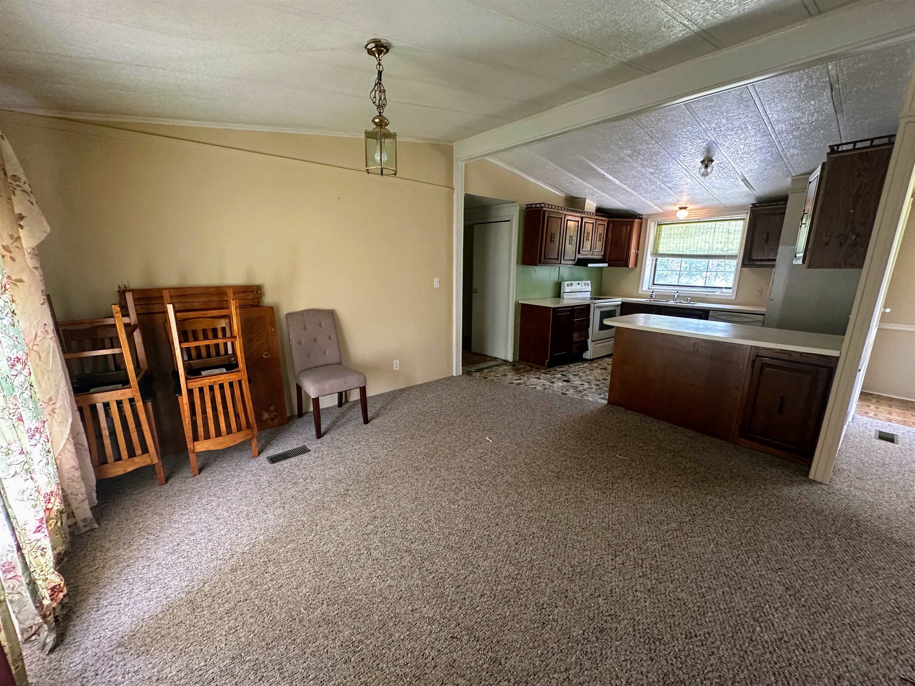 841 Lee Road Road Property Photo 5