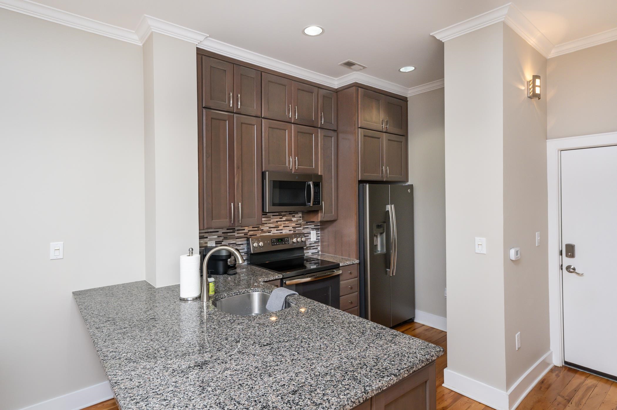 101 W Court Street Property Photo 5