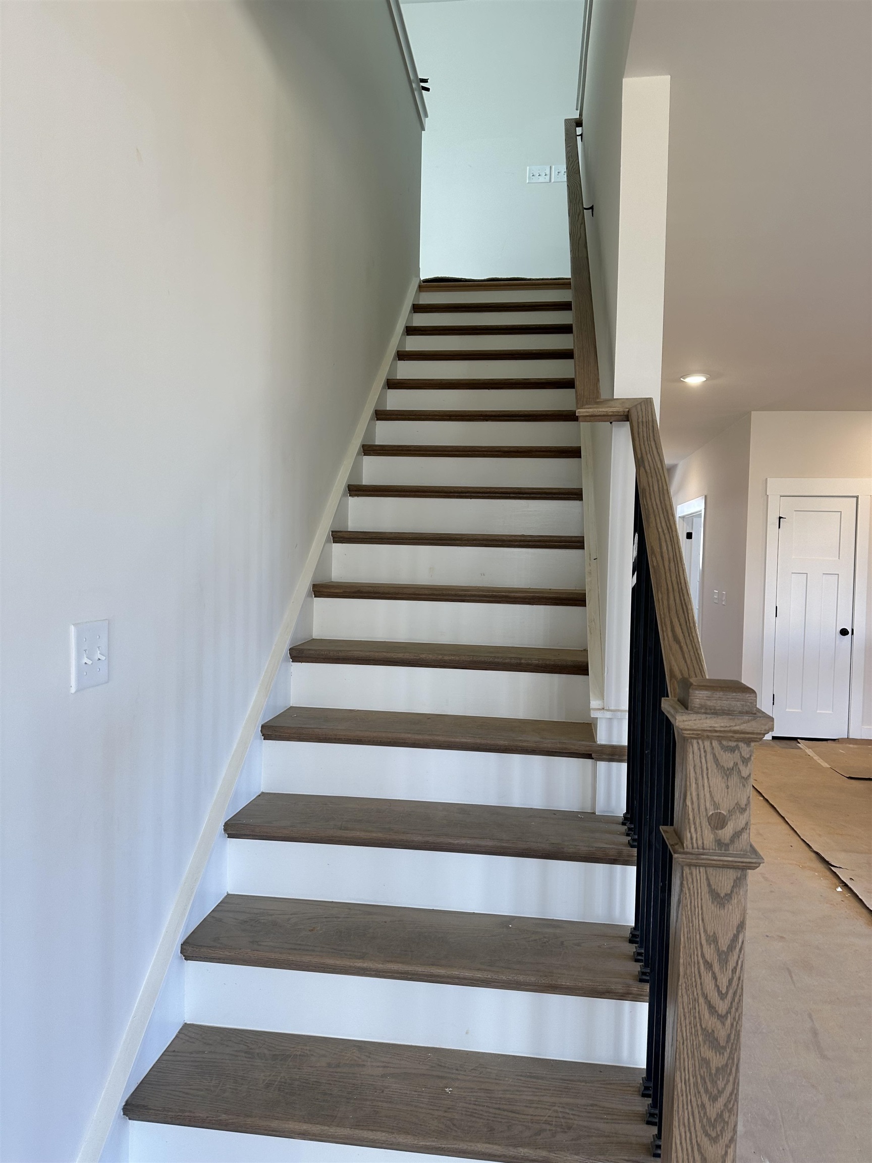 13029 Black Walnut Way Property Photo 9