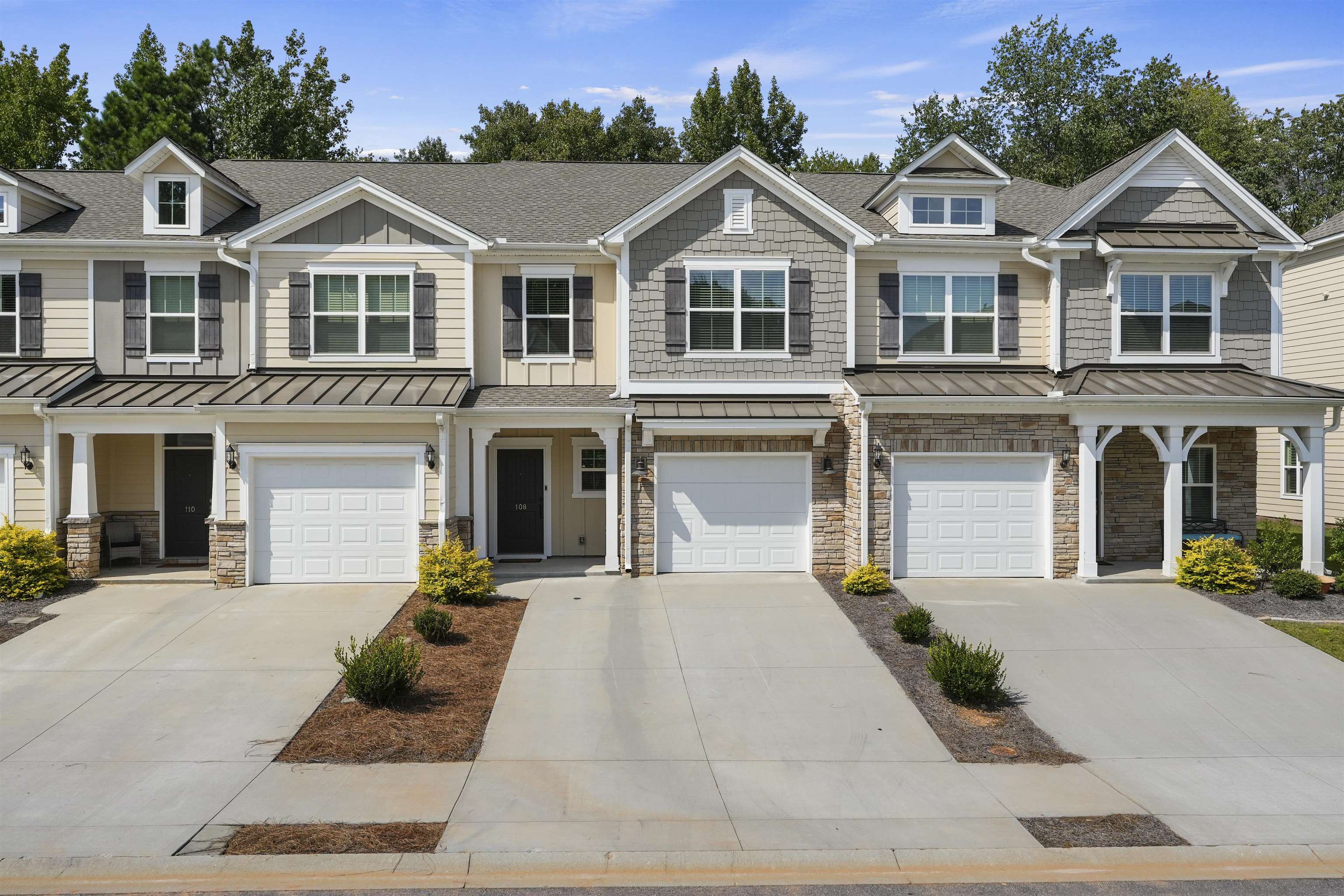 108 Pokeberry Way Property Photo 1