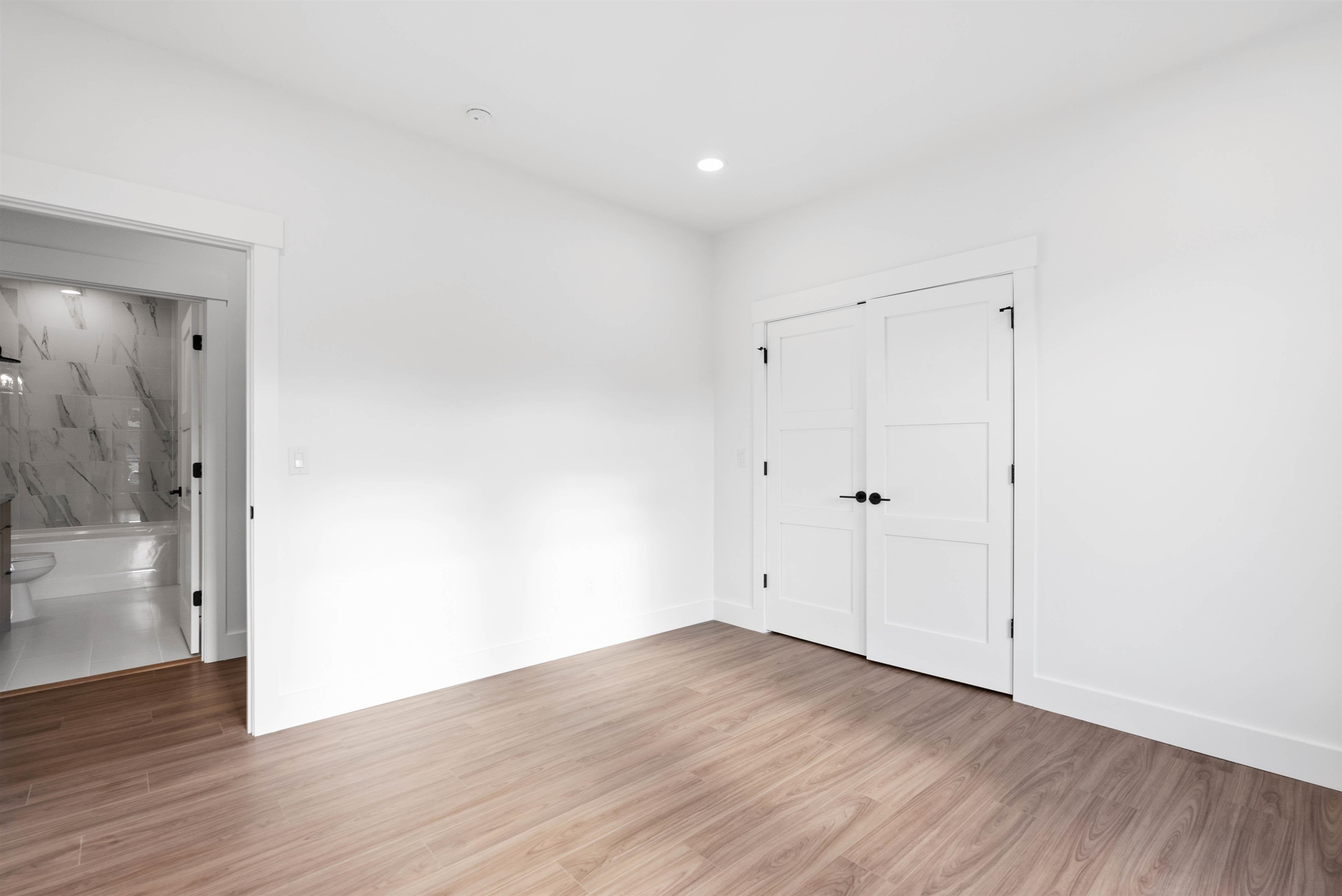 741 New South Court Property Photo 17