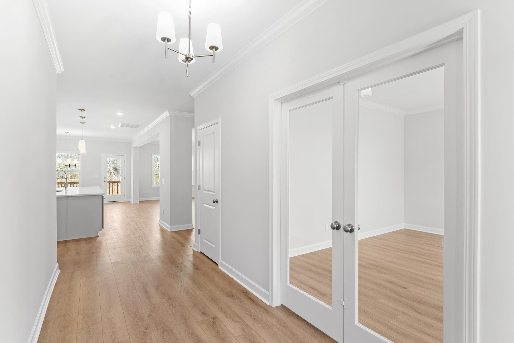 2046 Emily Margaret Road Property Photo 6