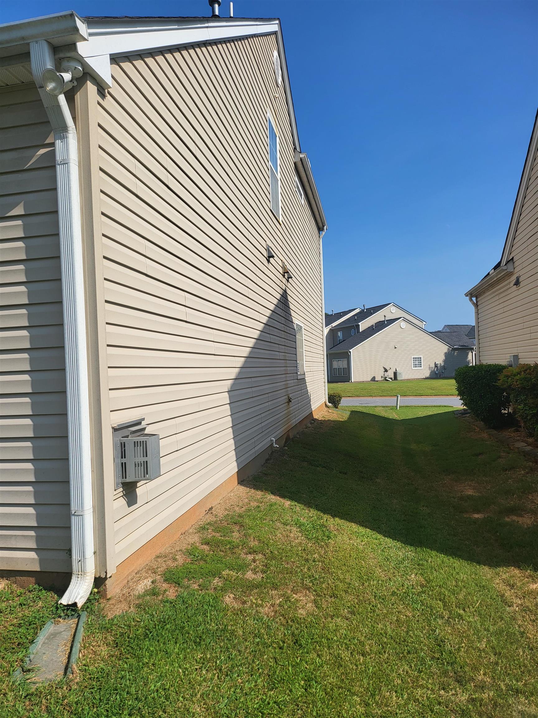 359 Edgemont Avenue Property Photo 5
