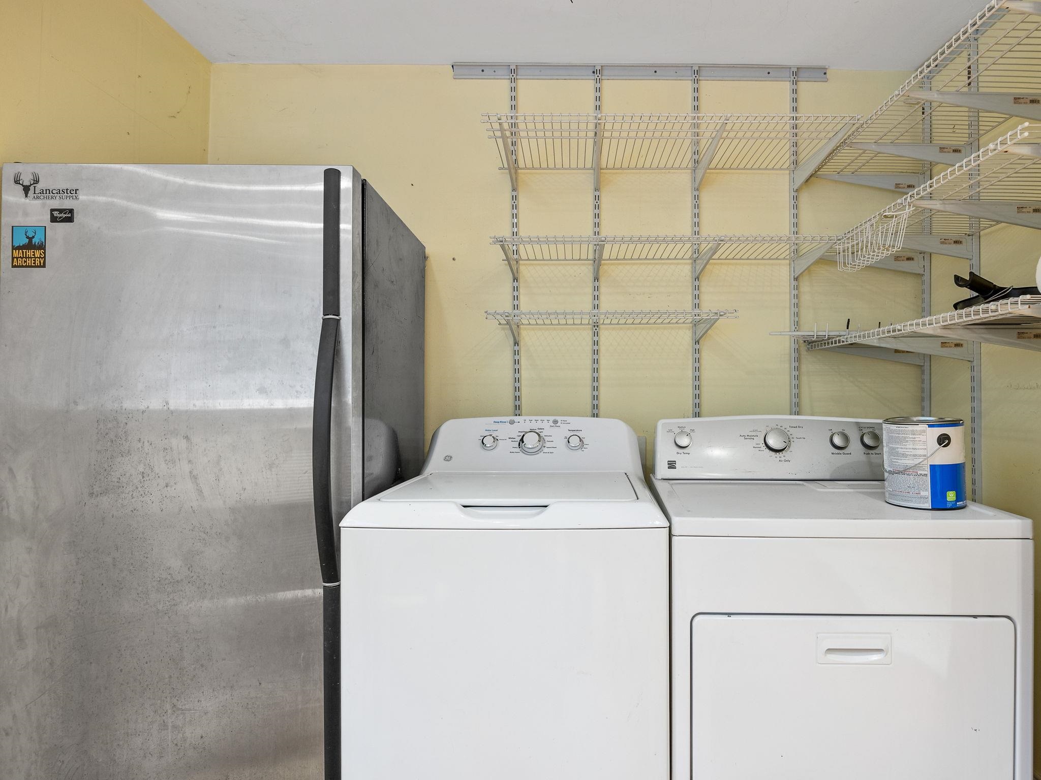 140 Hart St Street Property Photo 17