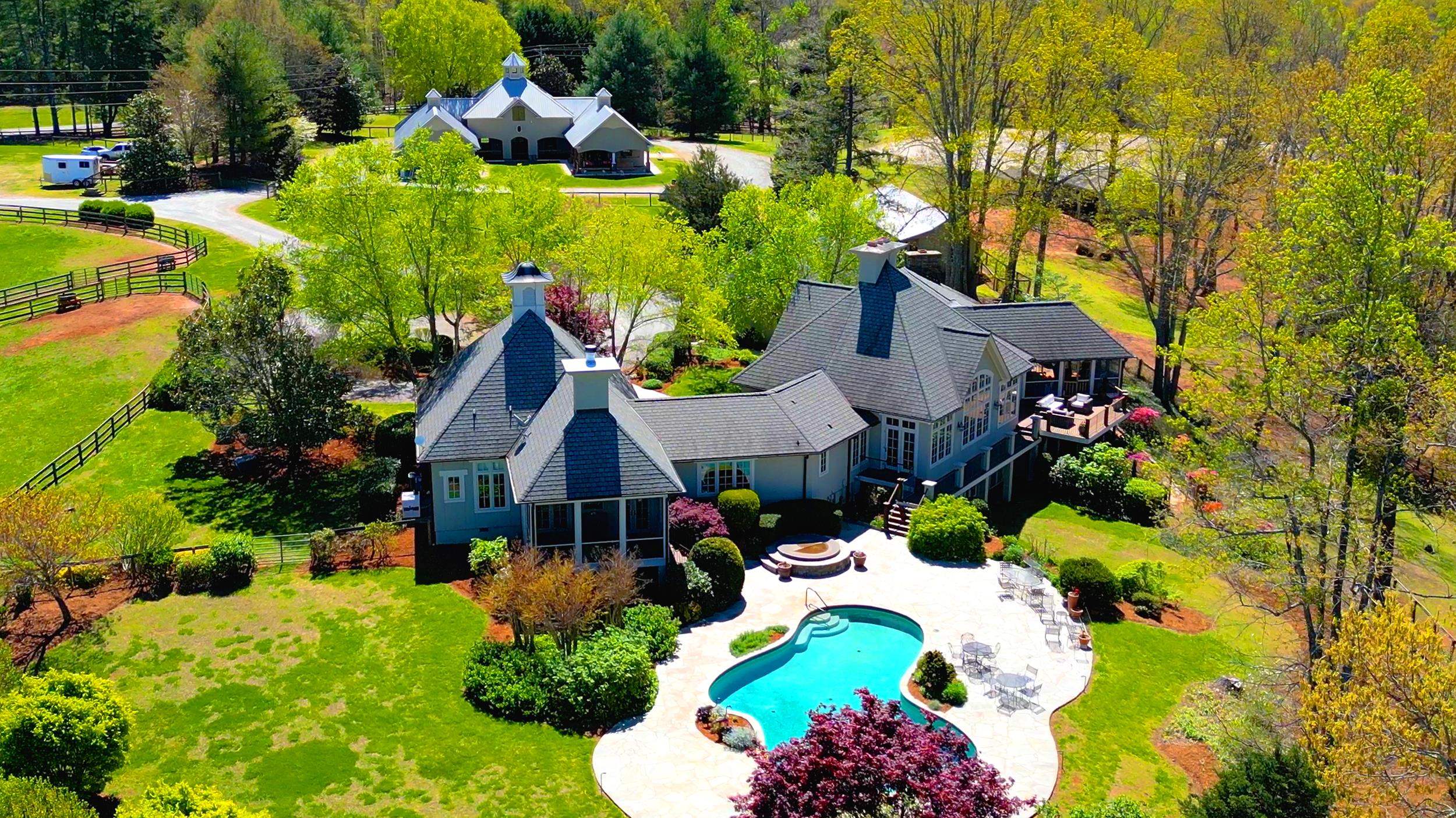 650 Golf Course Property Photo