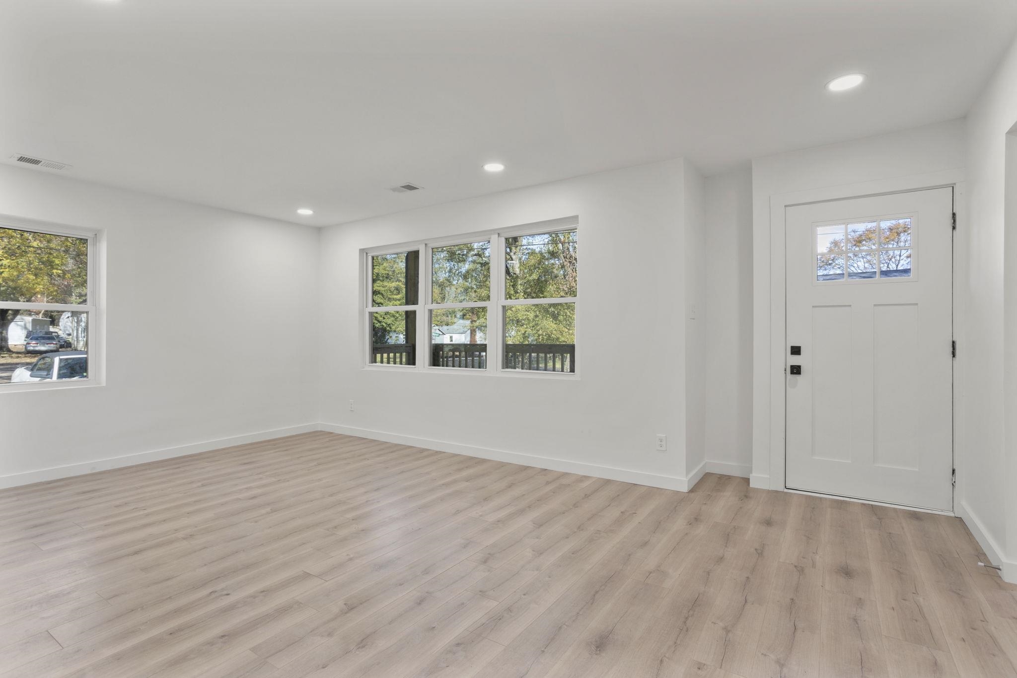 15 Littlejohn Street Property Photo 5