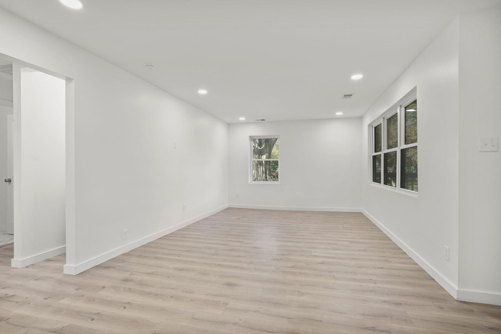 15 Littlejohn Street Property Photo 7
