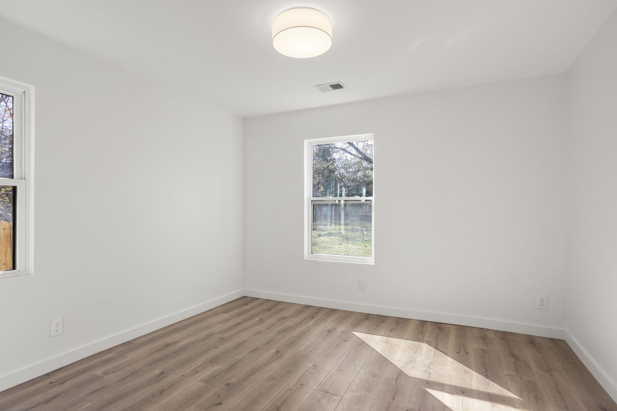 15 Littlejohn Street Property Photo 13
