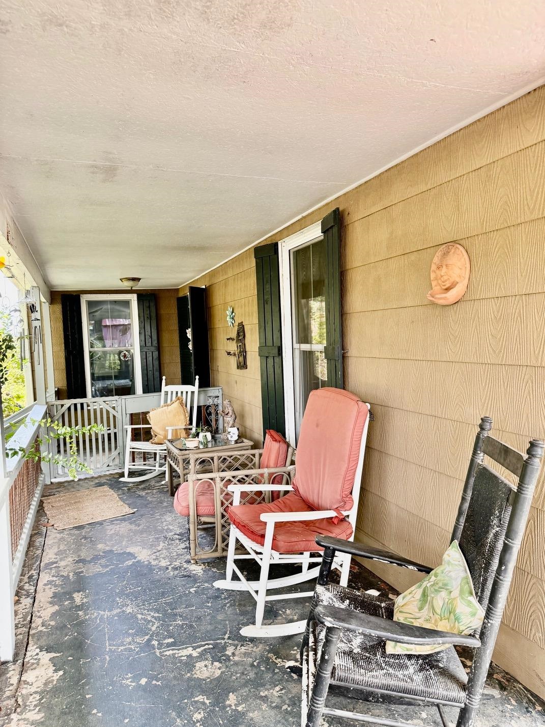 206 E Greenwood Street Property Photo 32