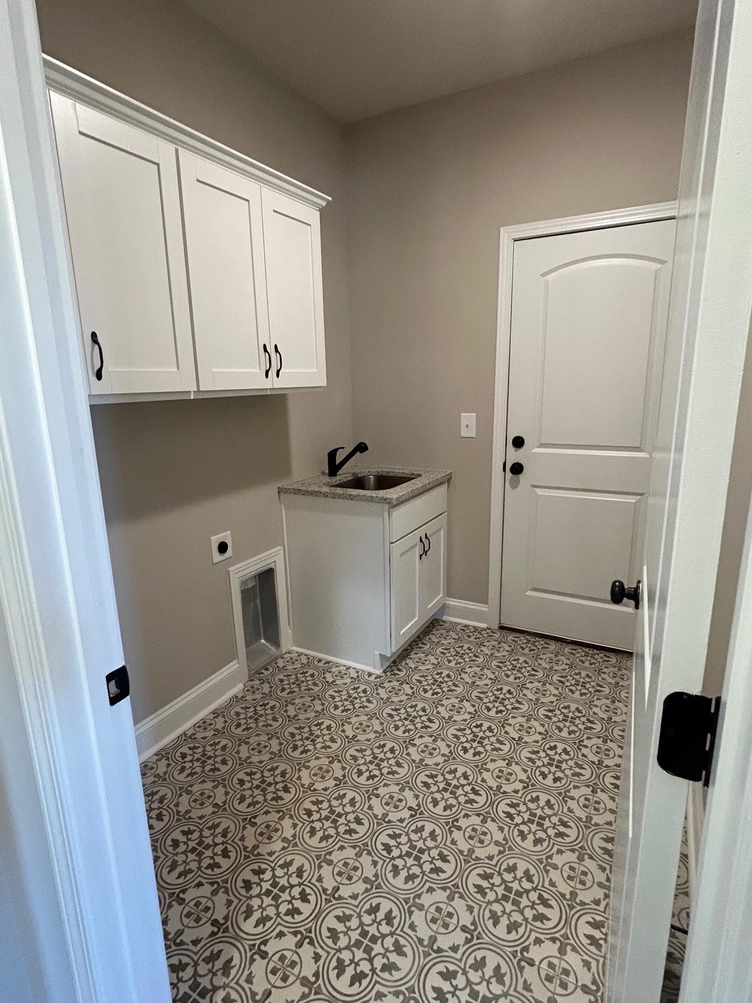 245 Carriage Gate Drive Property Photo 14