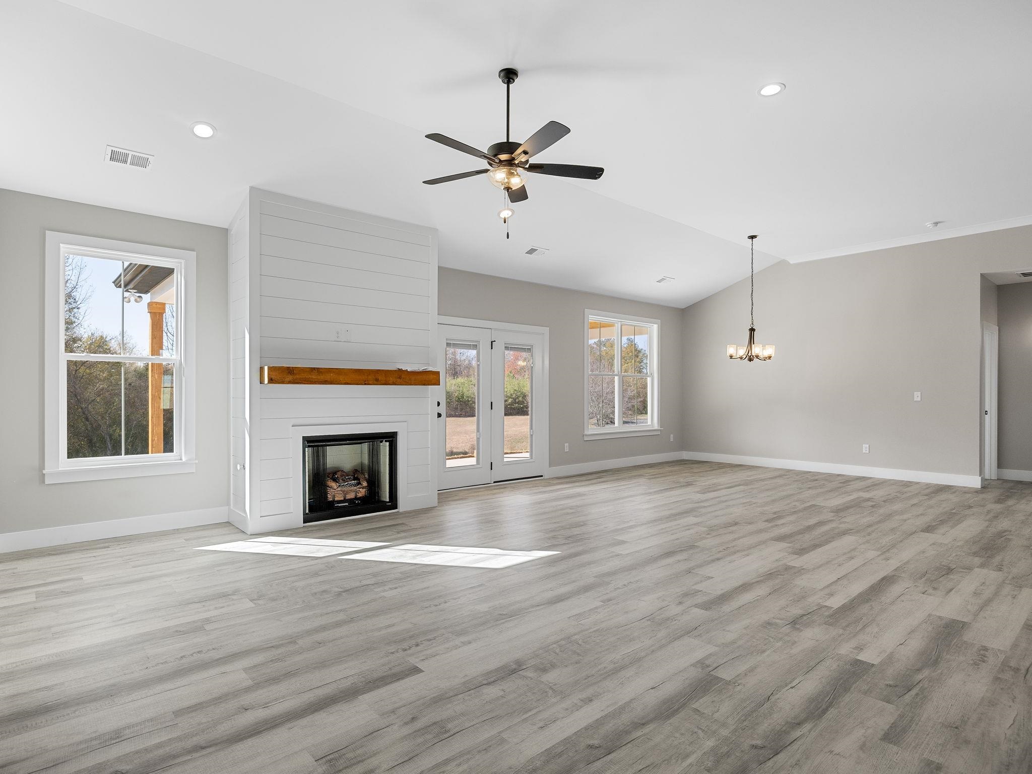 11573 New Cut Road Property Photo 7