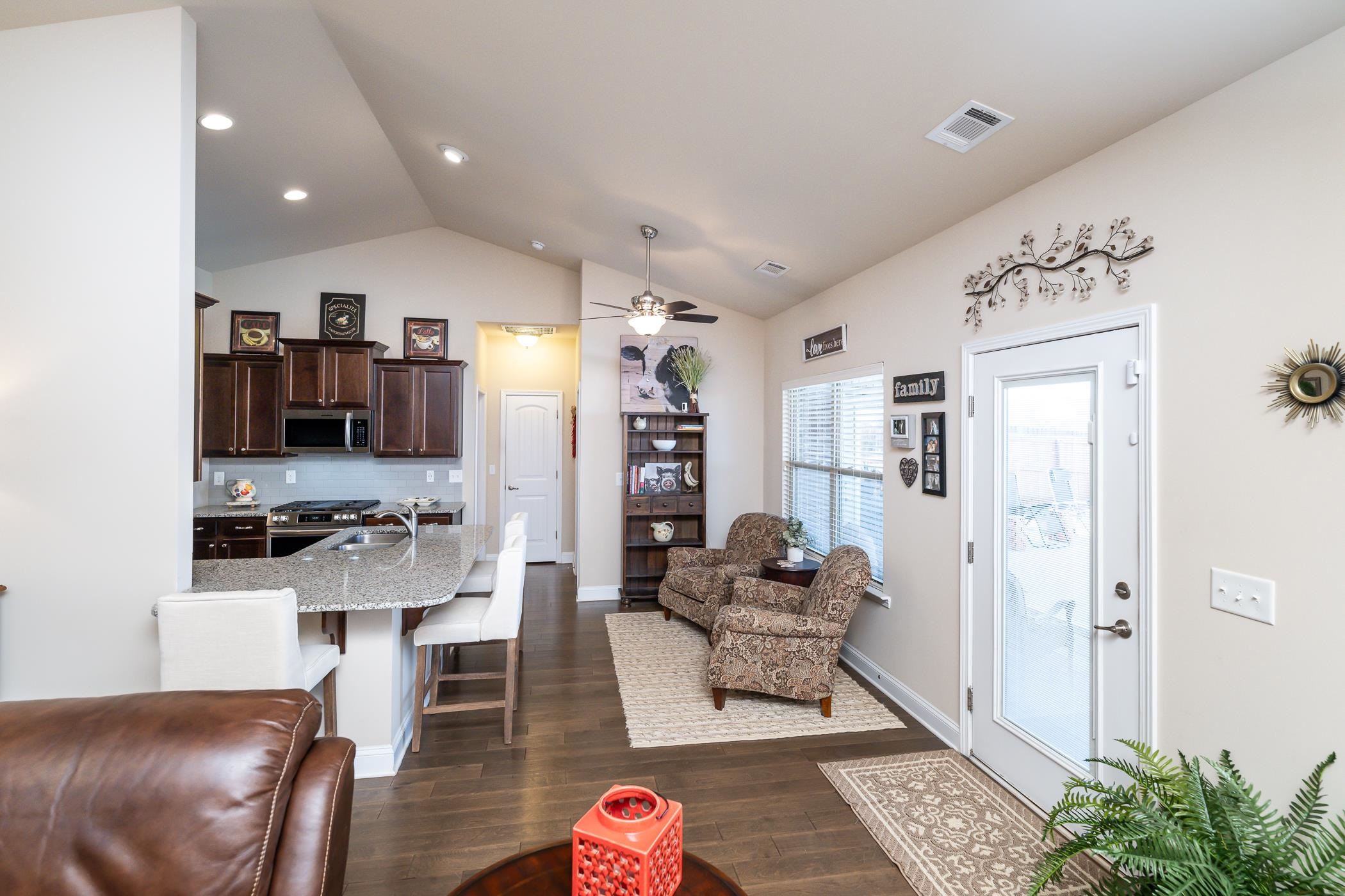 539 Bridgetowne Court Property Photo 12