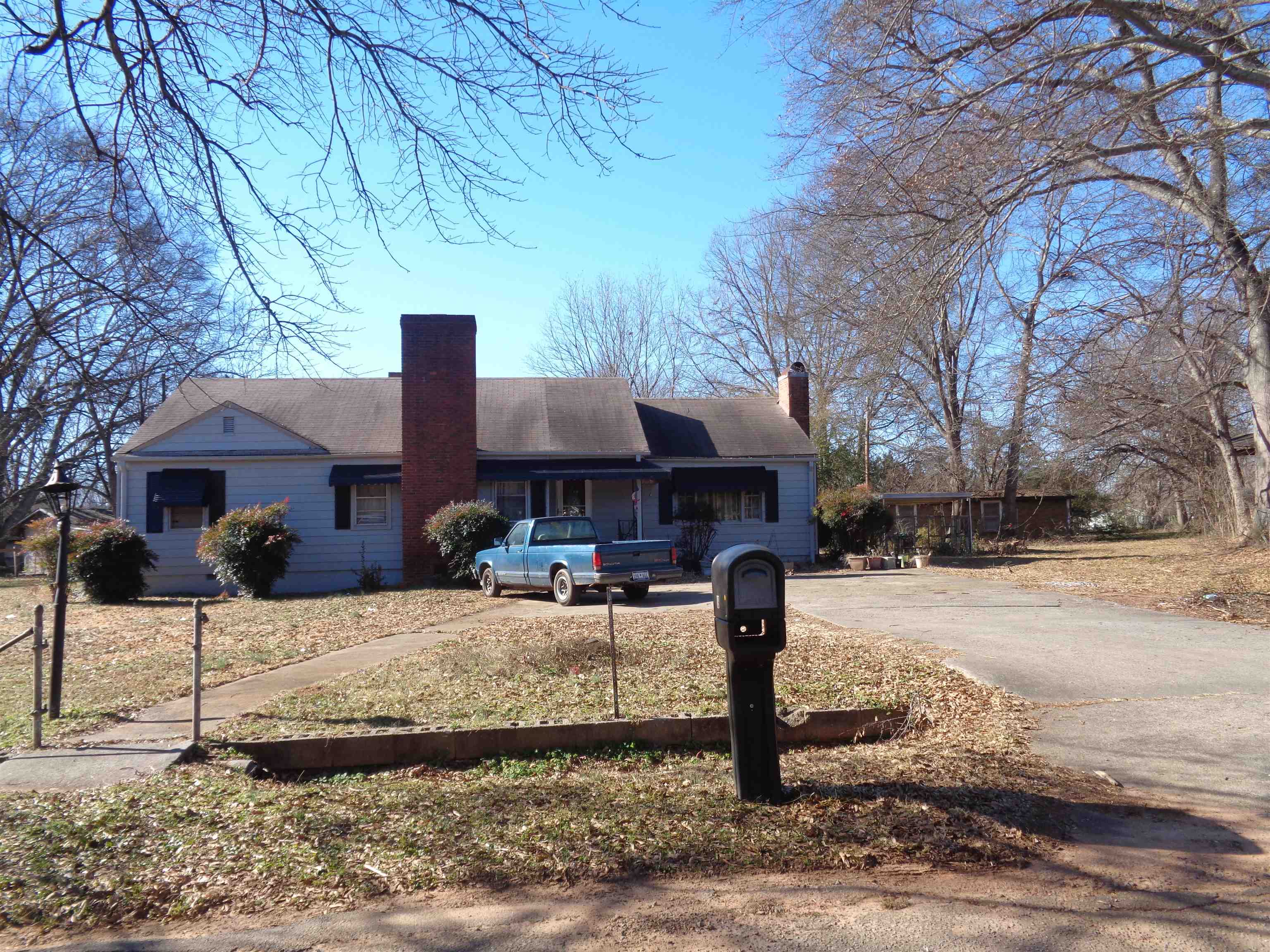 19 Pine Street Property Photo 1