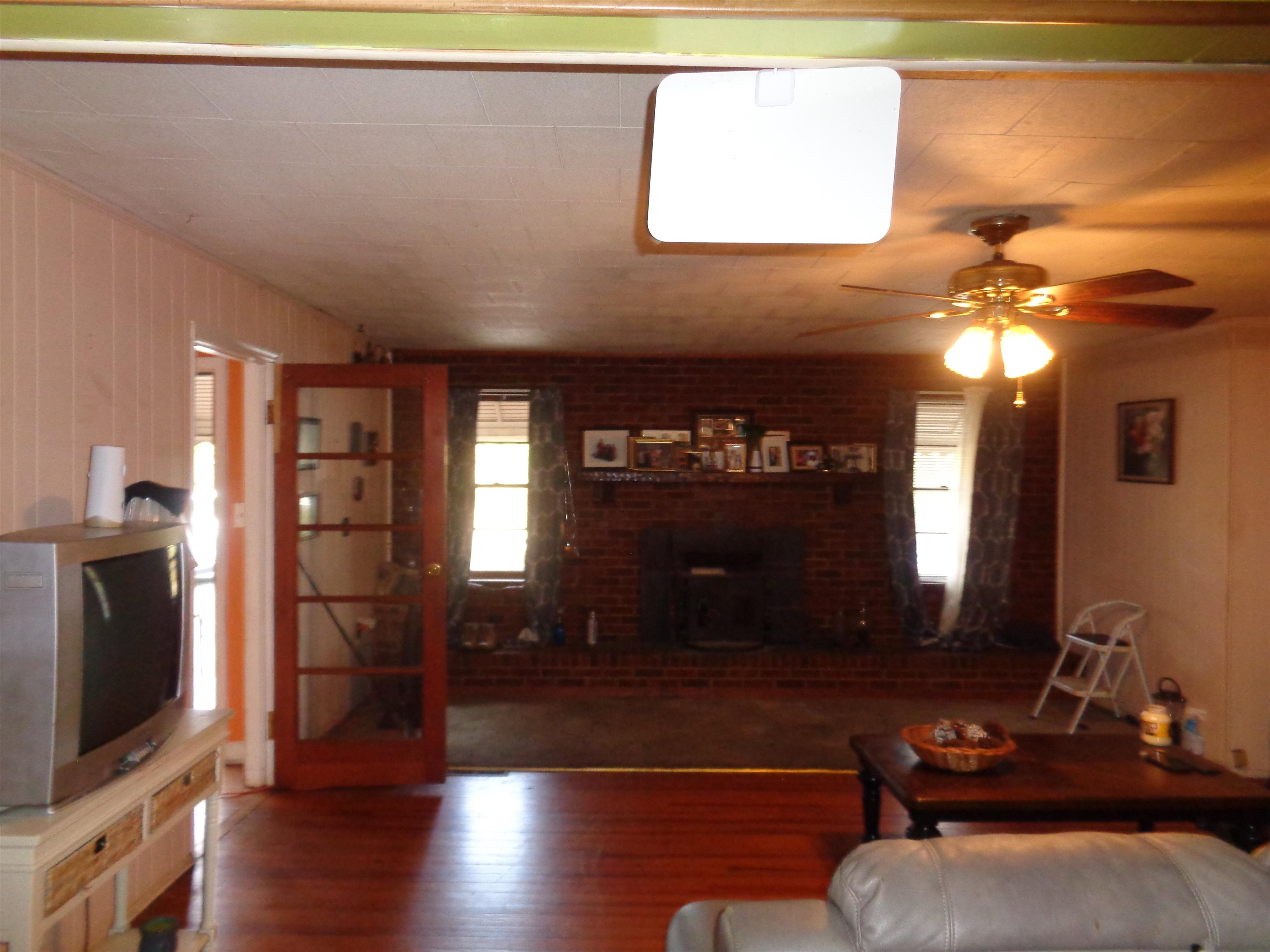 19 Pine Street Property Photo 7