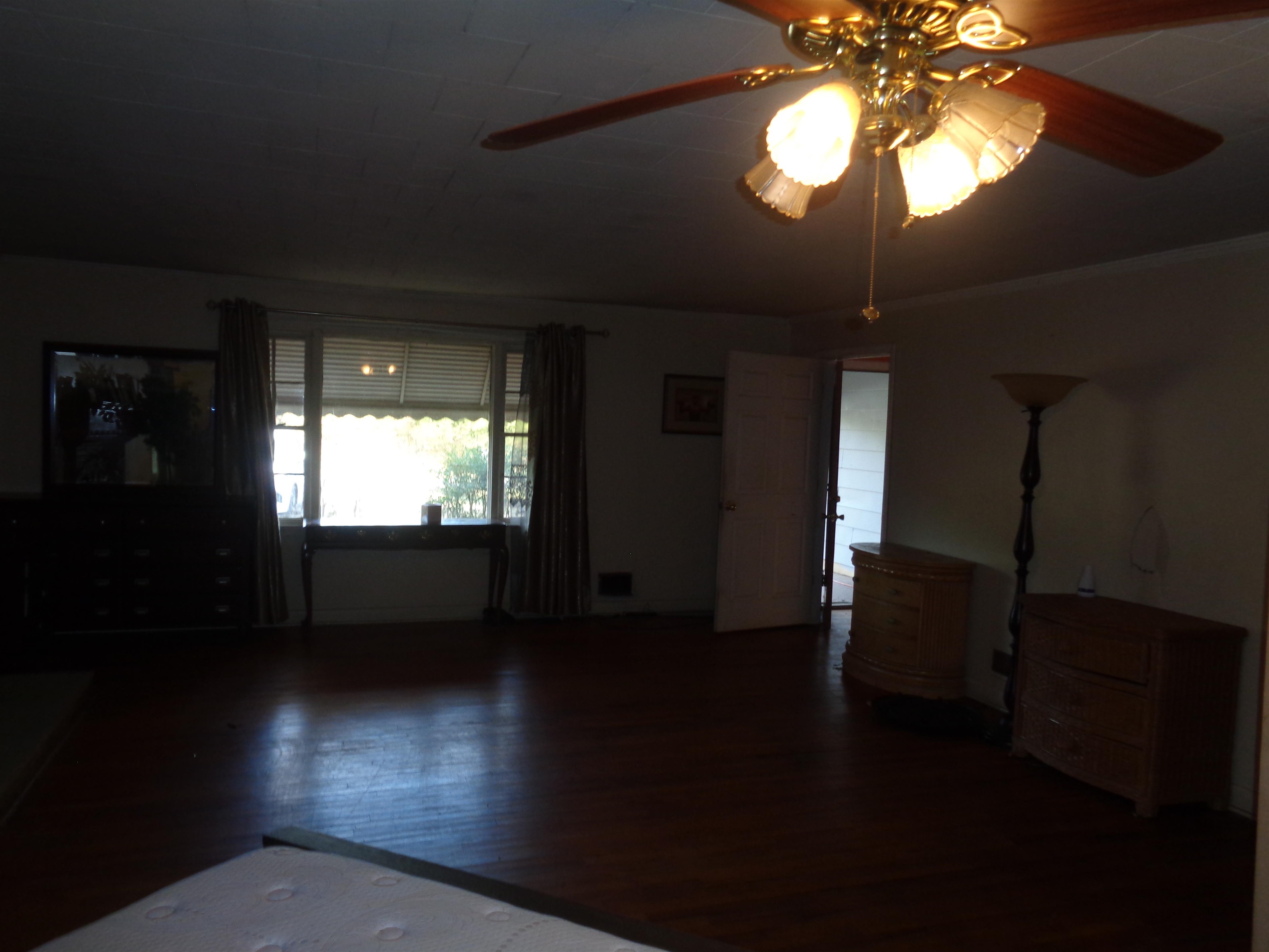 19 Pine Street Property Photo 8