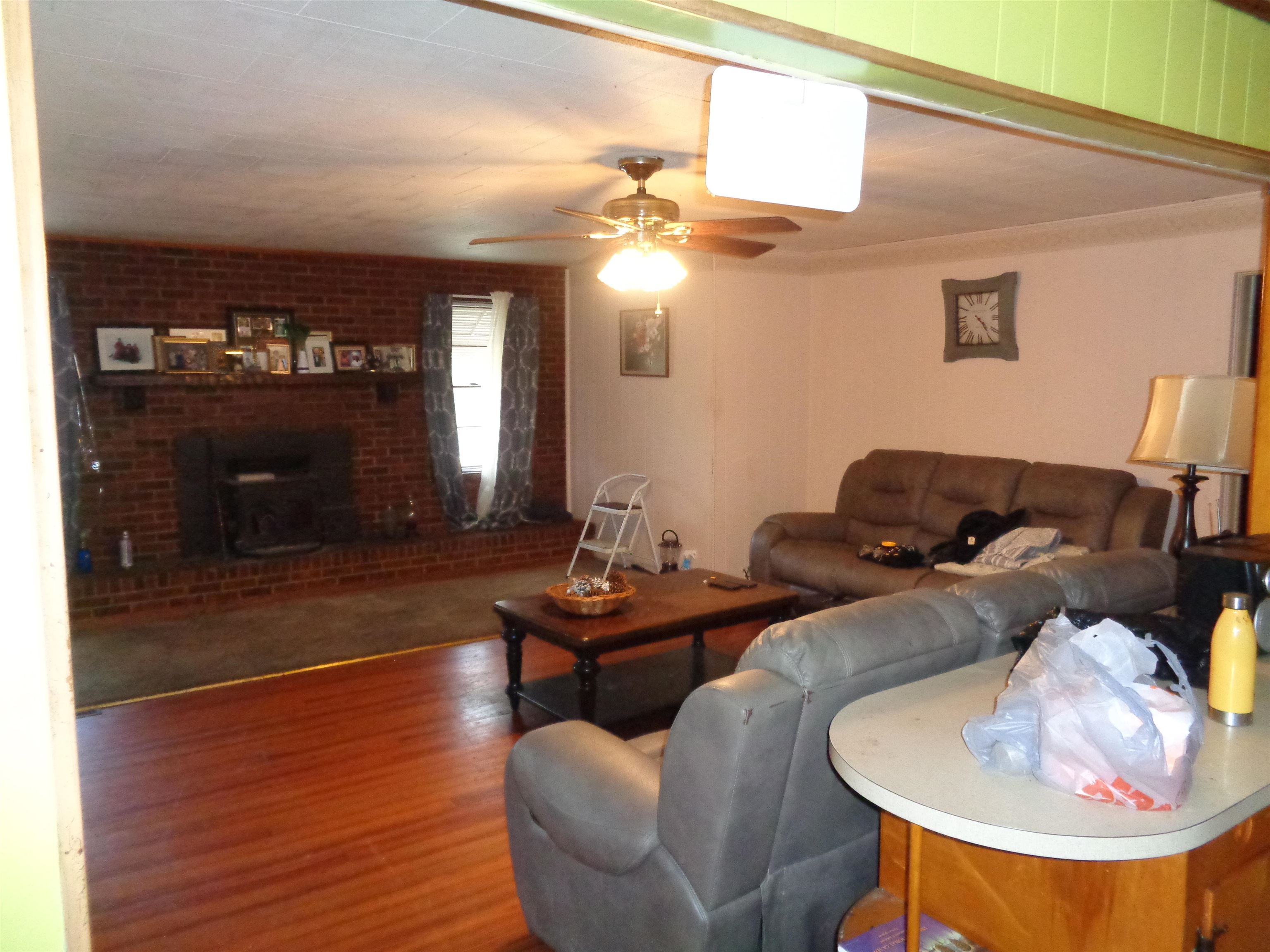19 Pine Street Property Photo 11