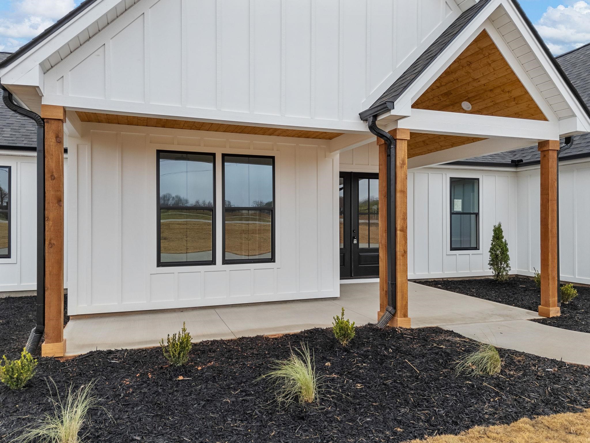11585 New Cut Road Property Photo 4