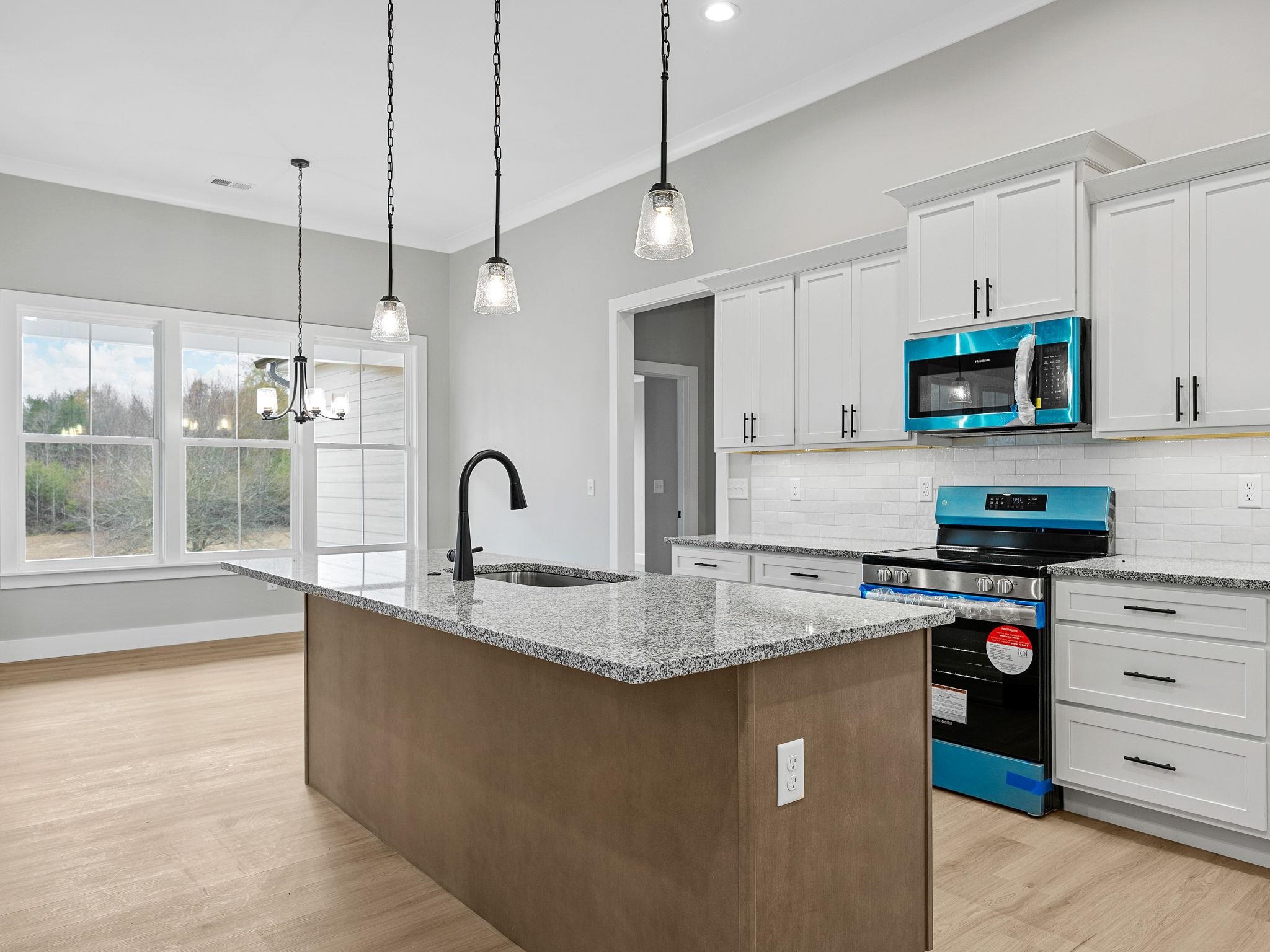 11585 New Cut Road Property Photo 7