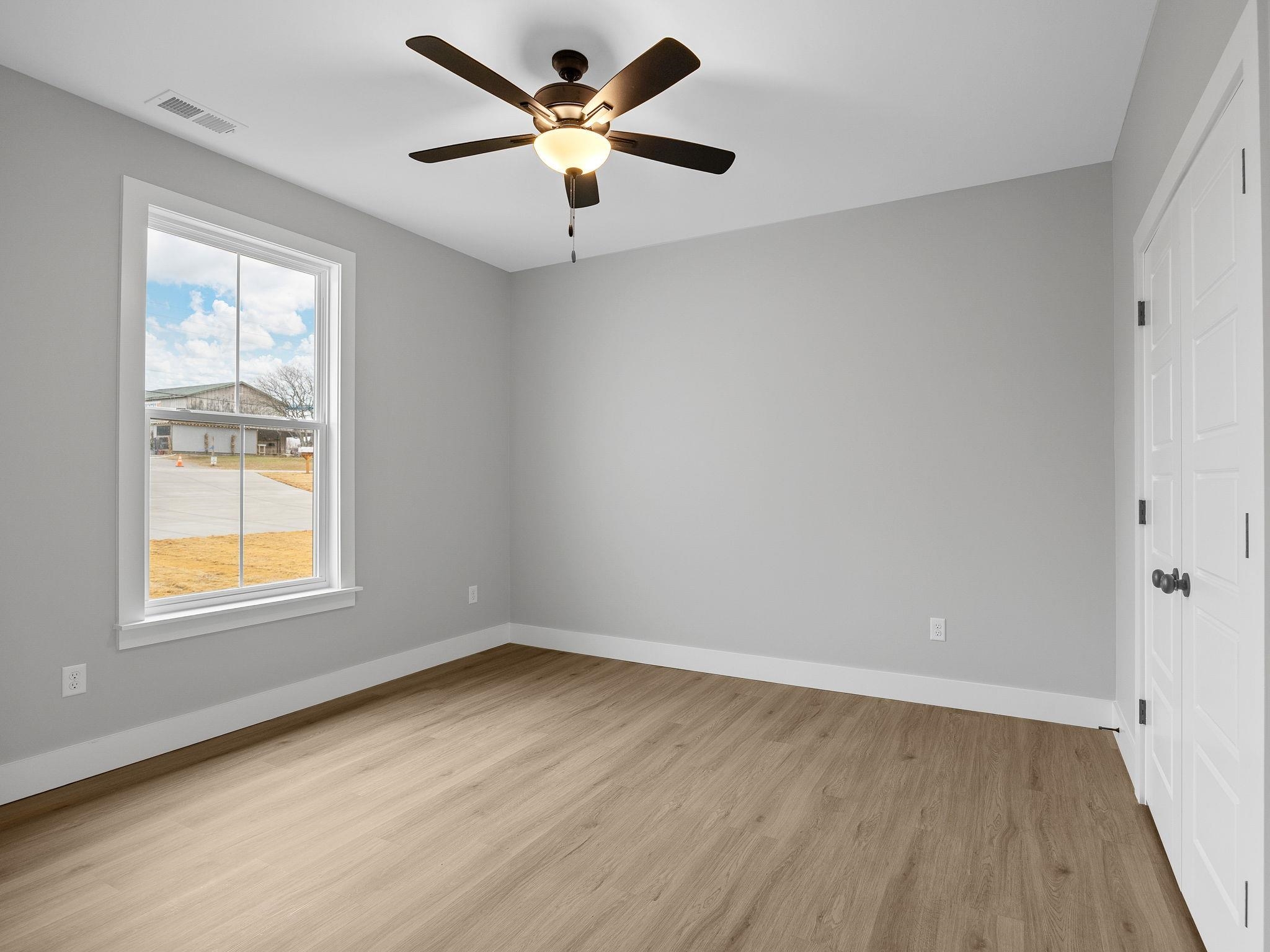 11585 New Cut Road Property Photo 18