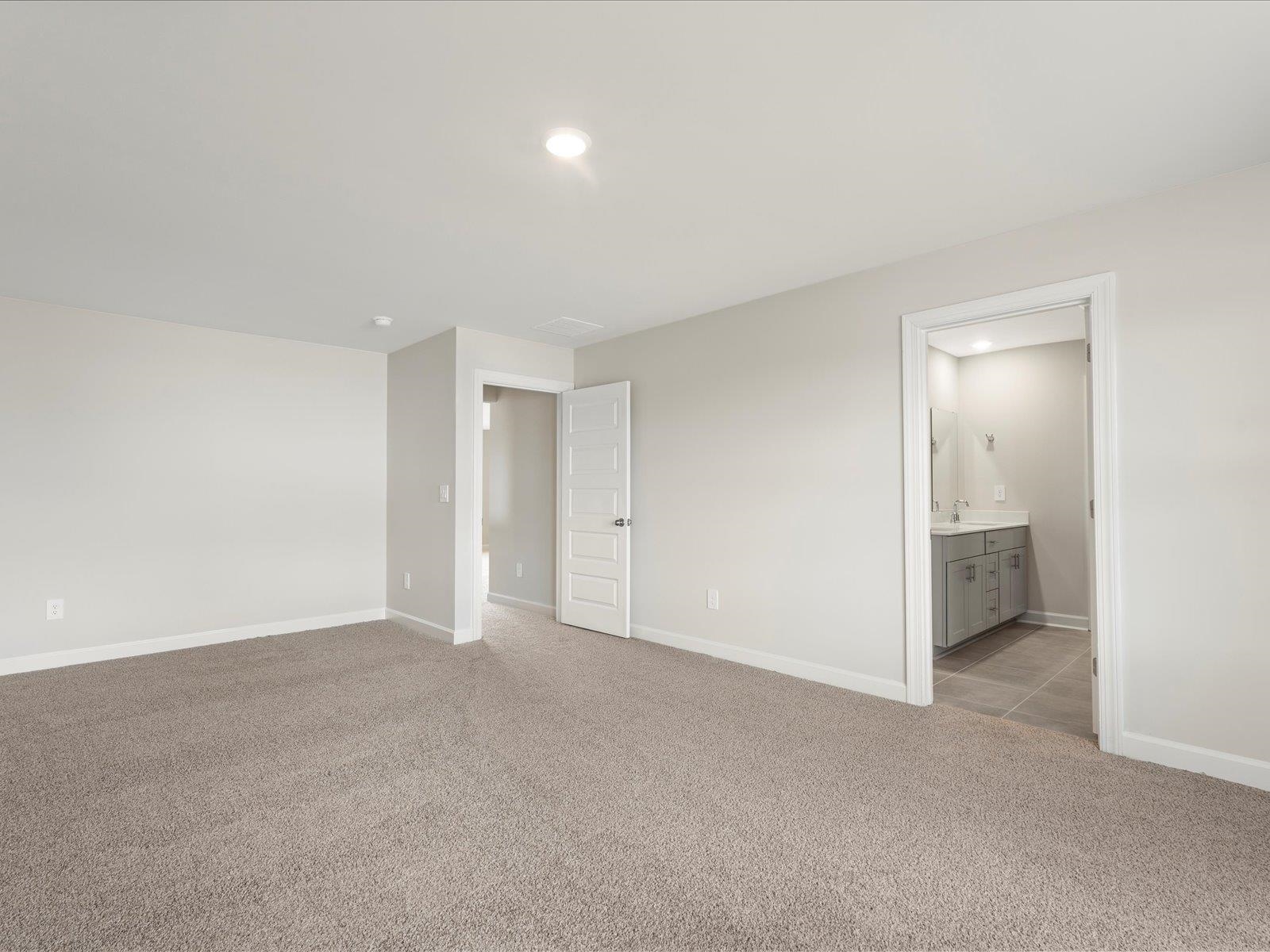1681 Erindale Drive Property Photo 21