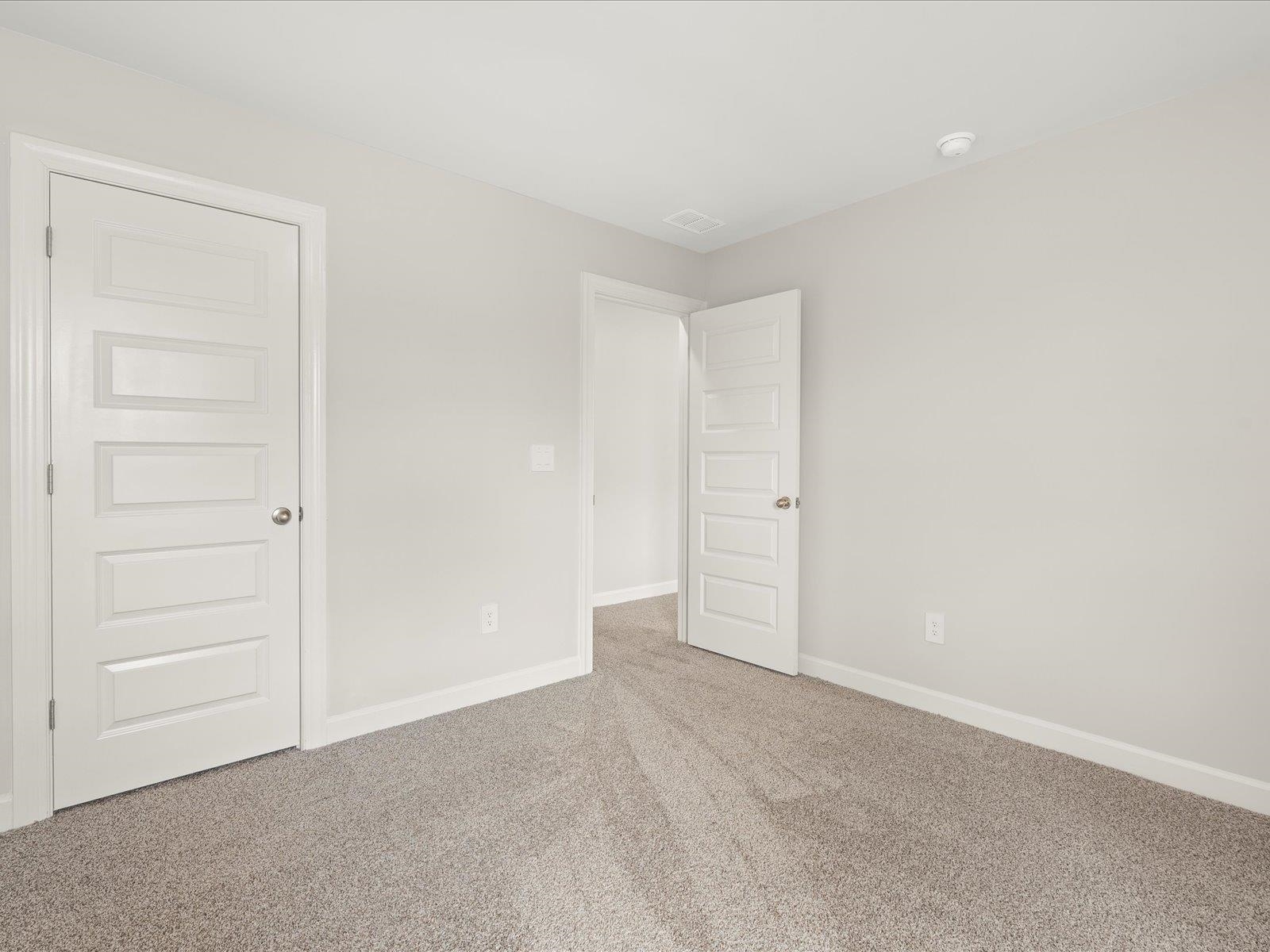 1681 Erindale Drive Property Photo 32