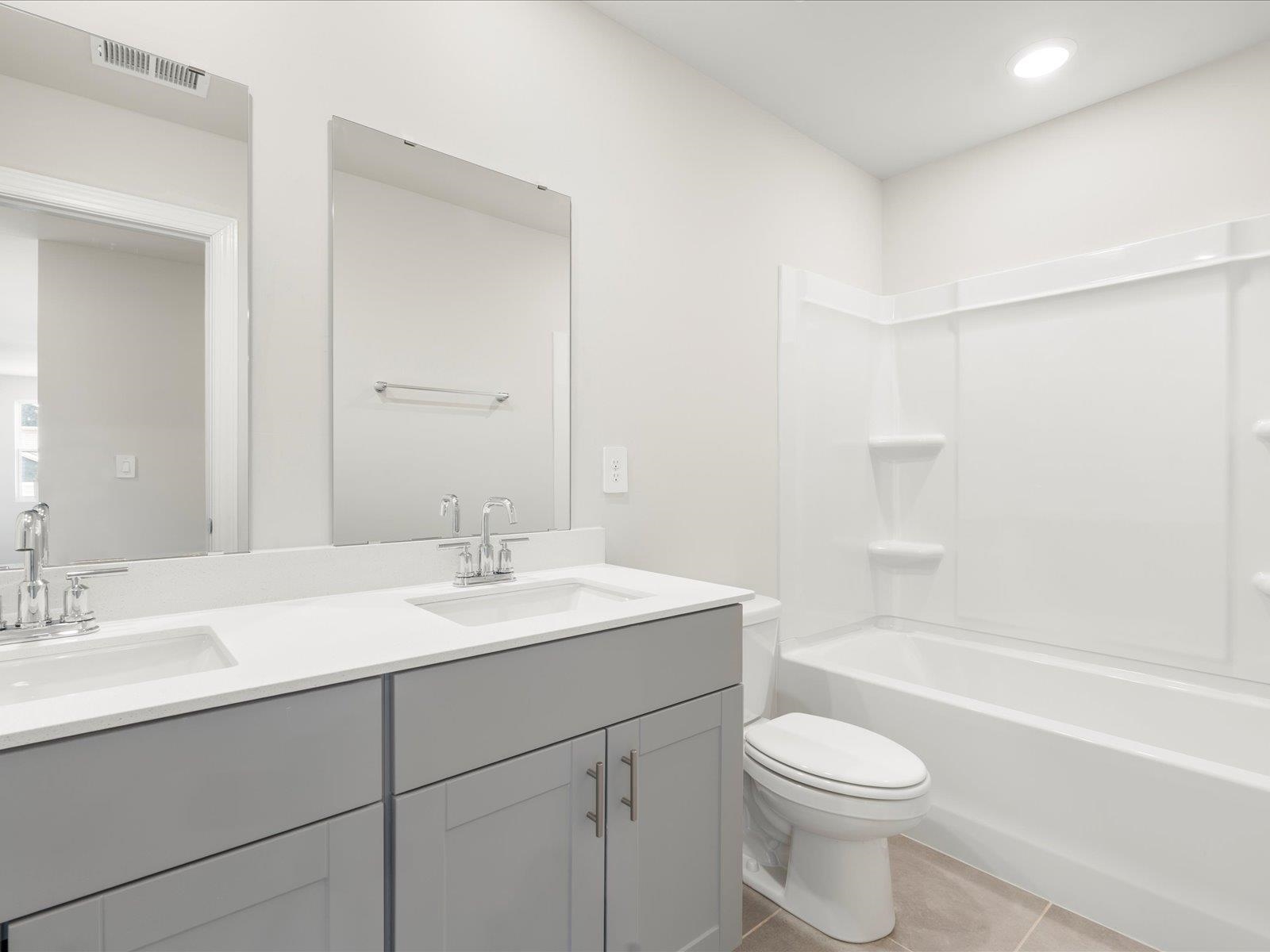 1681 Erindale Drive Property Photo 33