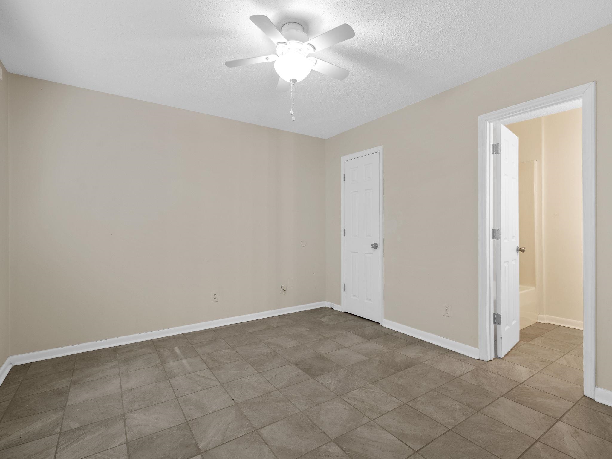 14 Sunridge Court Property Photo 14