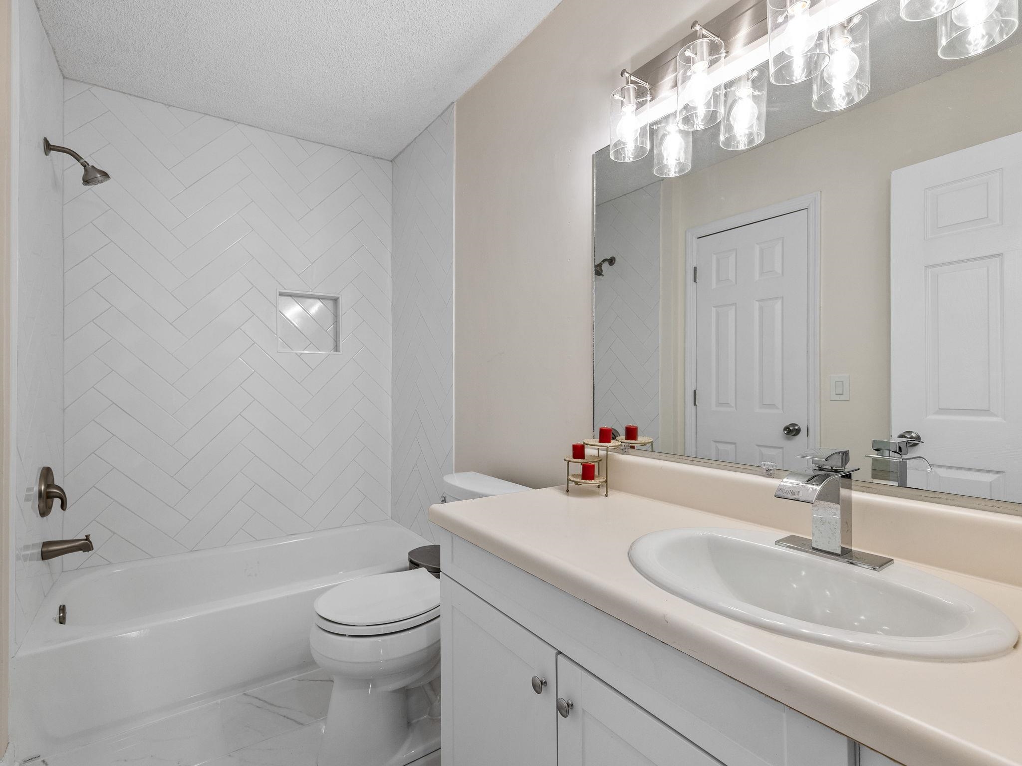 14 Sunridge Court Property Photo 24