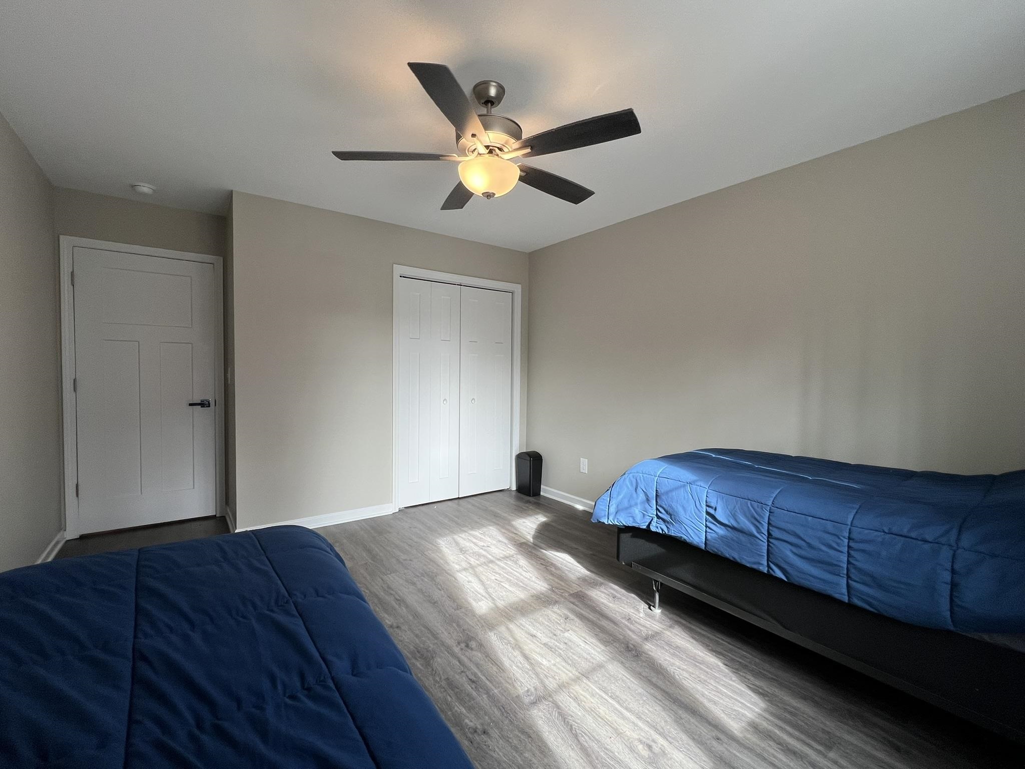 441 Pine Hollow Lane Property Photo 6