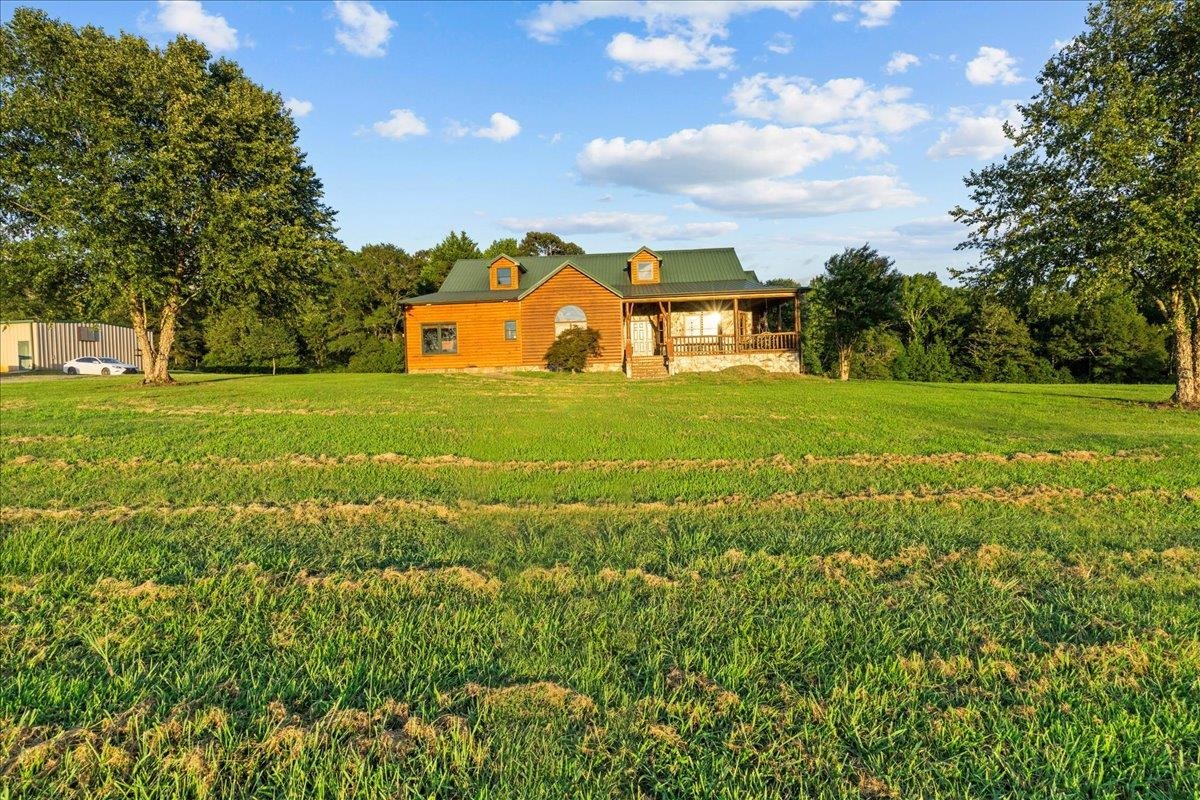 186 Woodville Road Property Photo 3