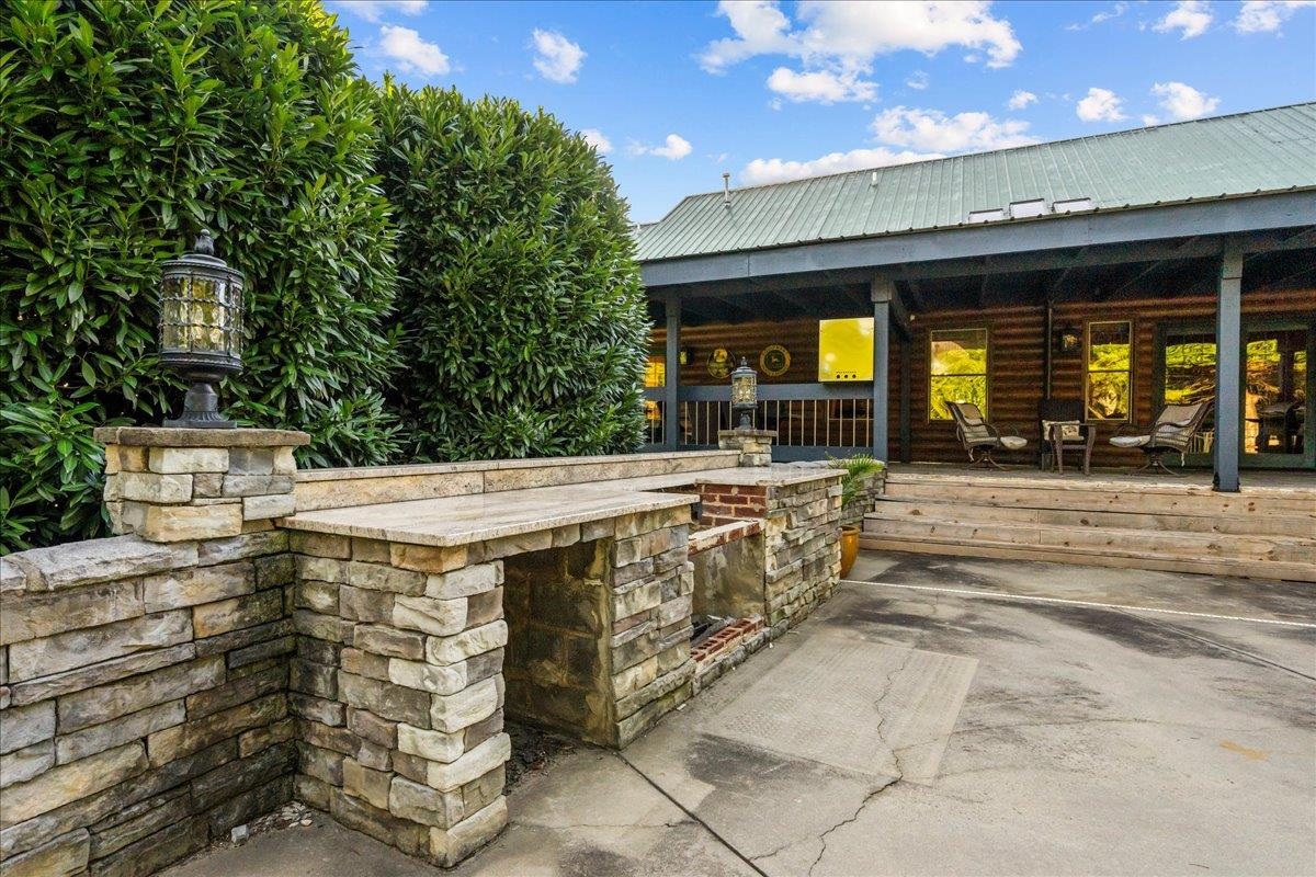 186 Woodville Road Property Photo 28