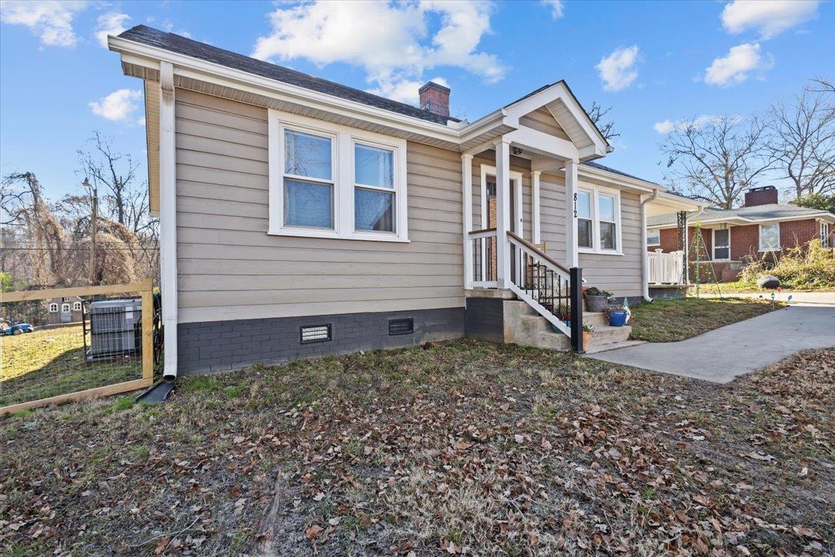 812 Chesnee Highway Property Photo 4