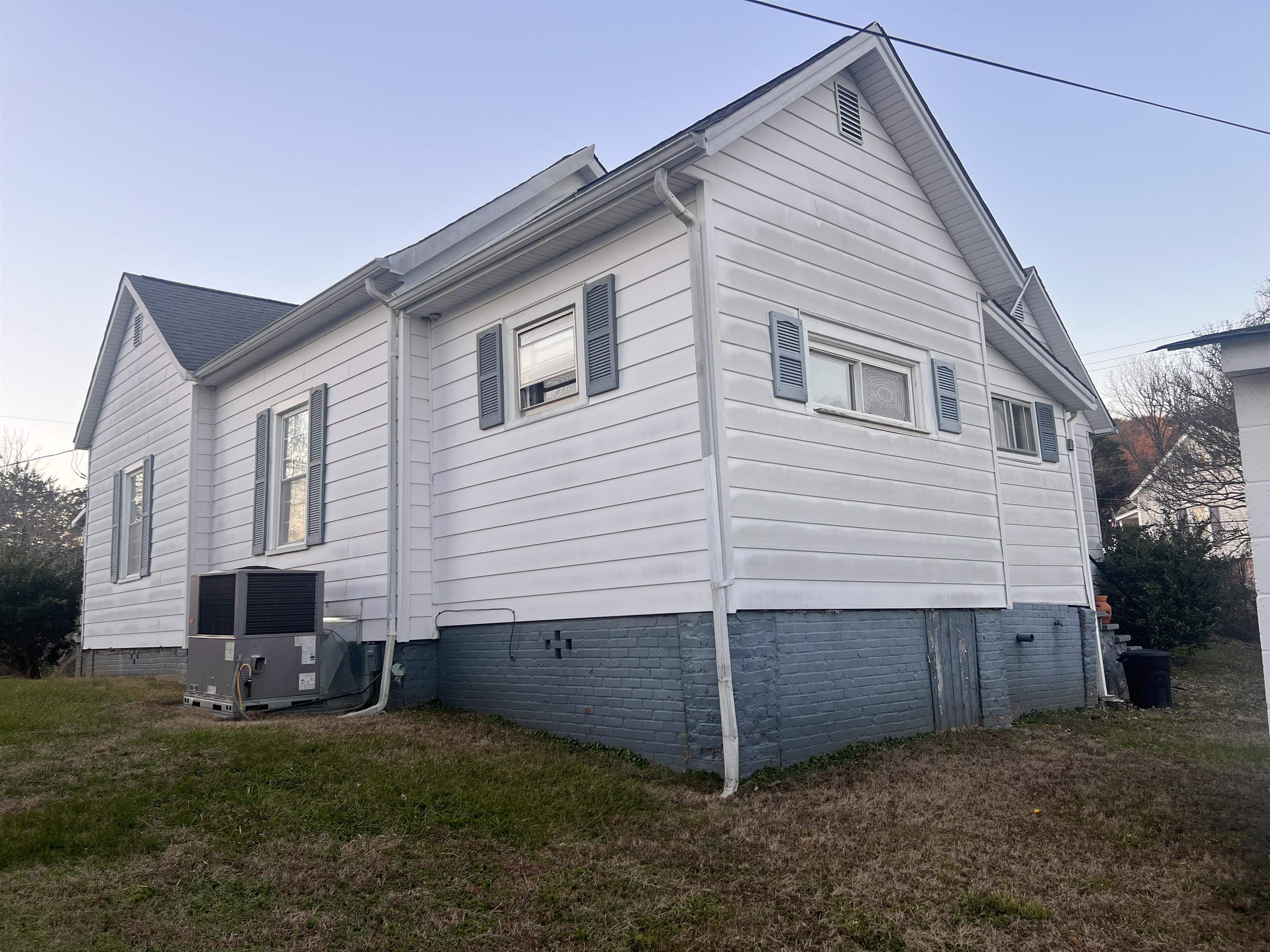 106 Plonk St Property Photo 27