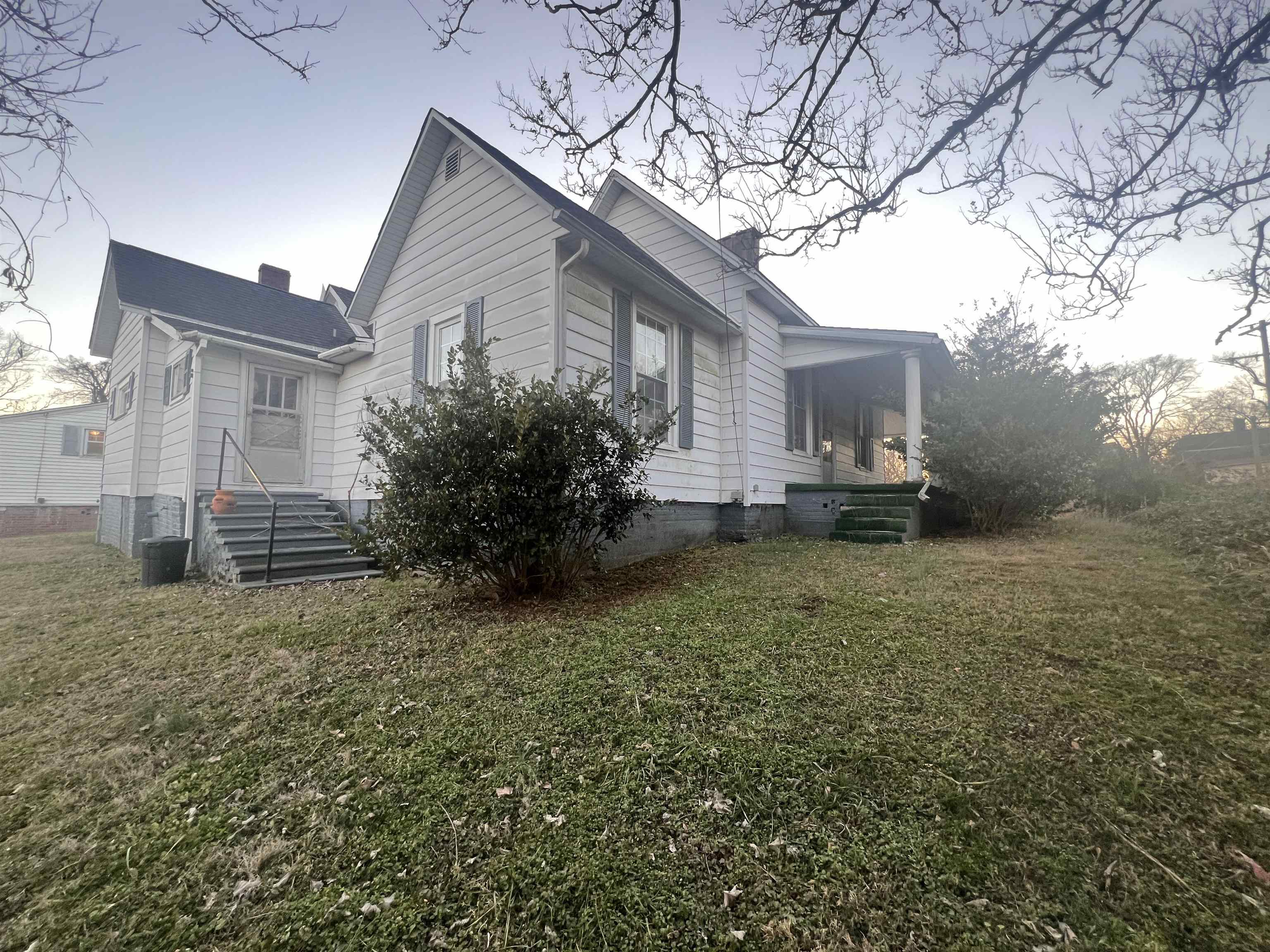 106 Plonk St Property Photo 28