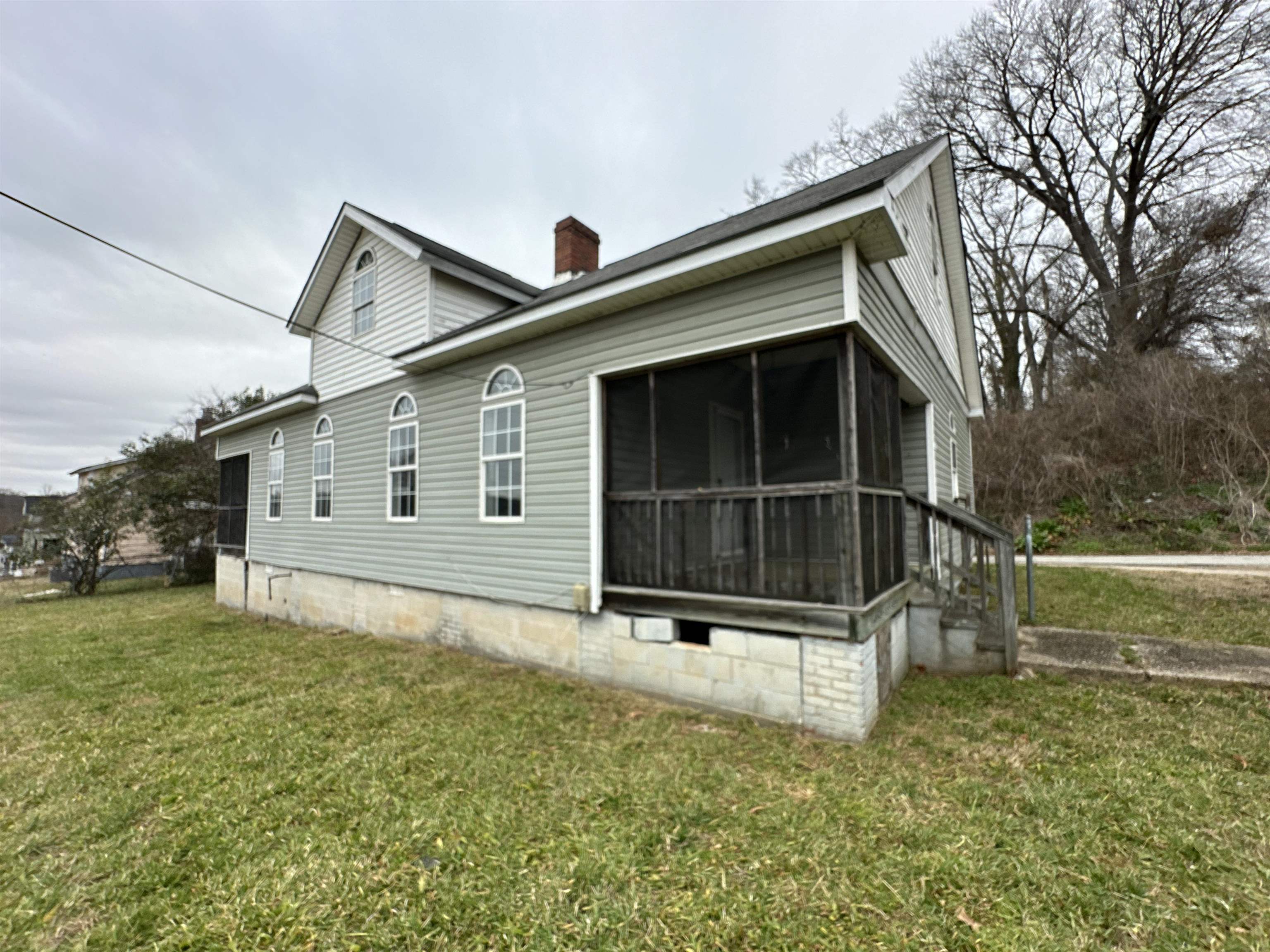 235 Green Street Property Photo