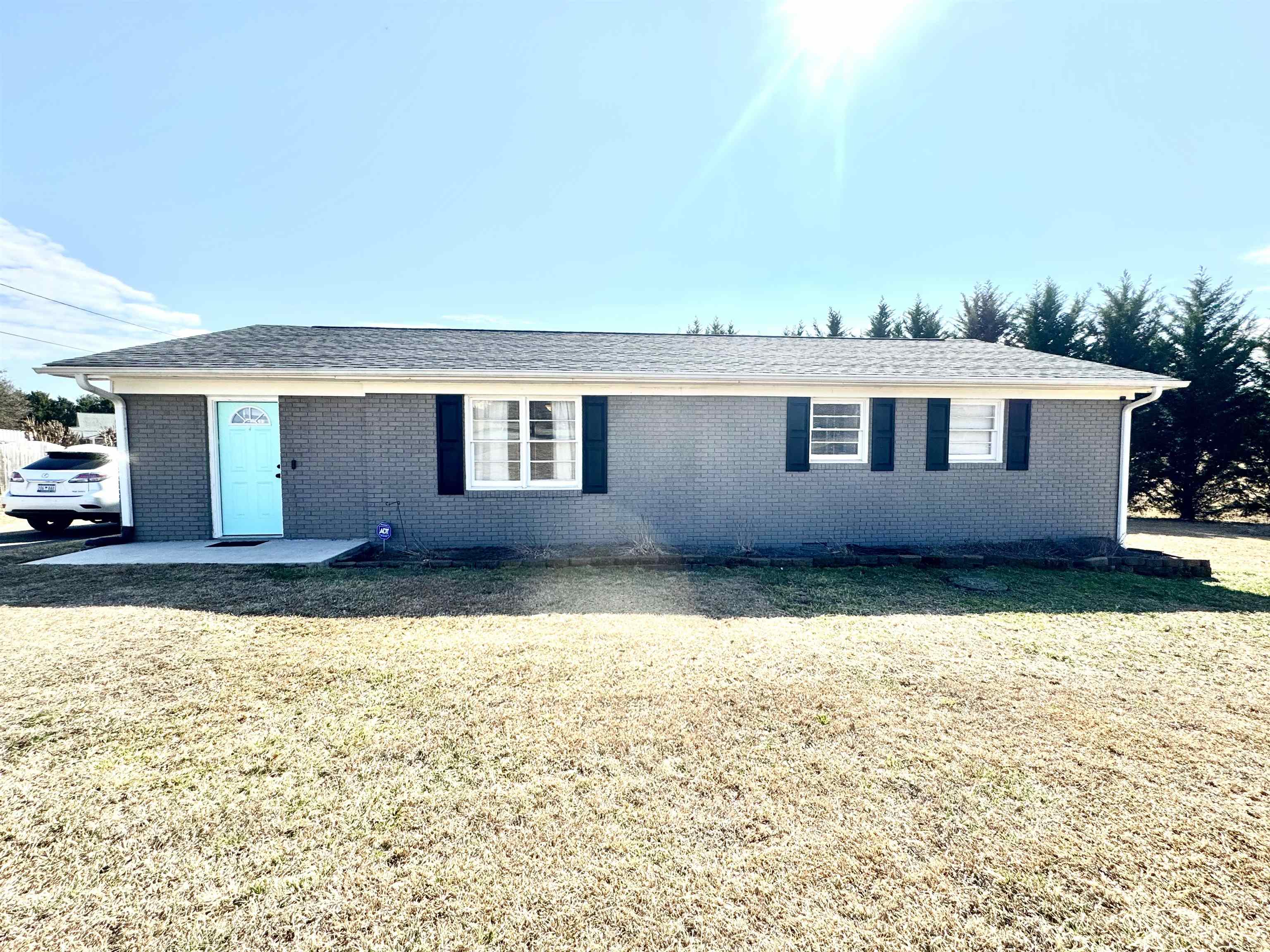 310 Mountainview Road Property Photo