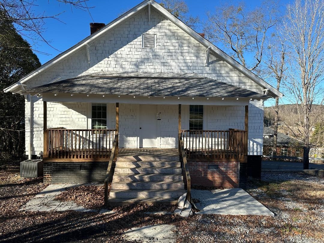 112 Fleming Avenue Property Photo