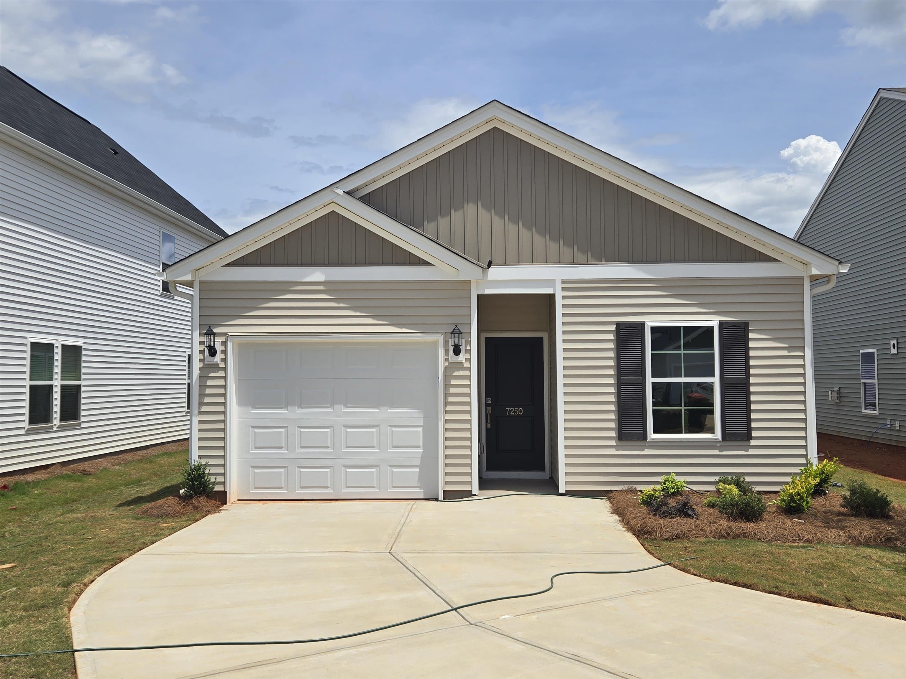 7250 New Harmony Way Property Photo 1