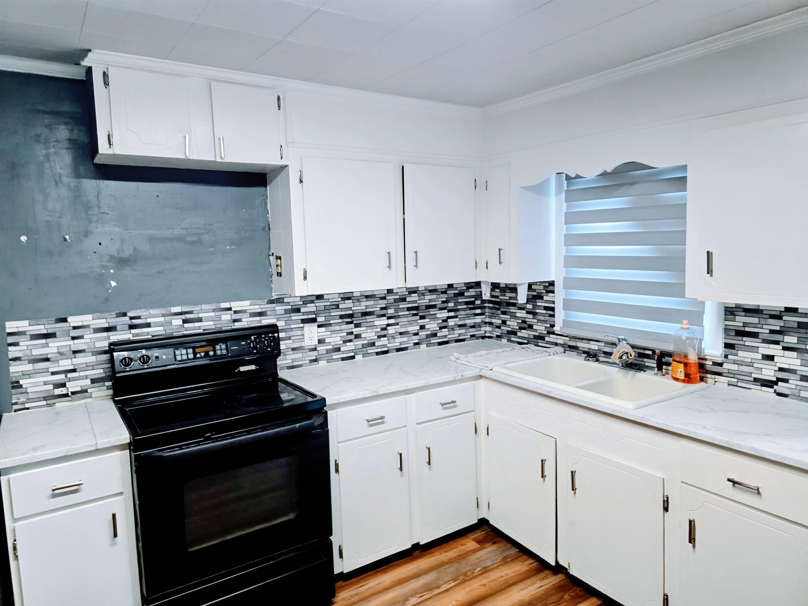 915 Wilkinsville Highway Property Photo 8