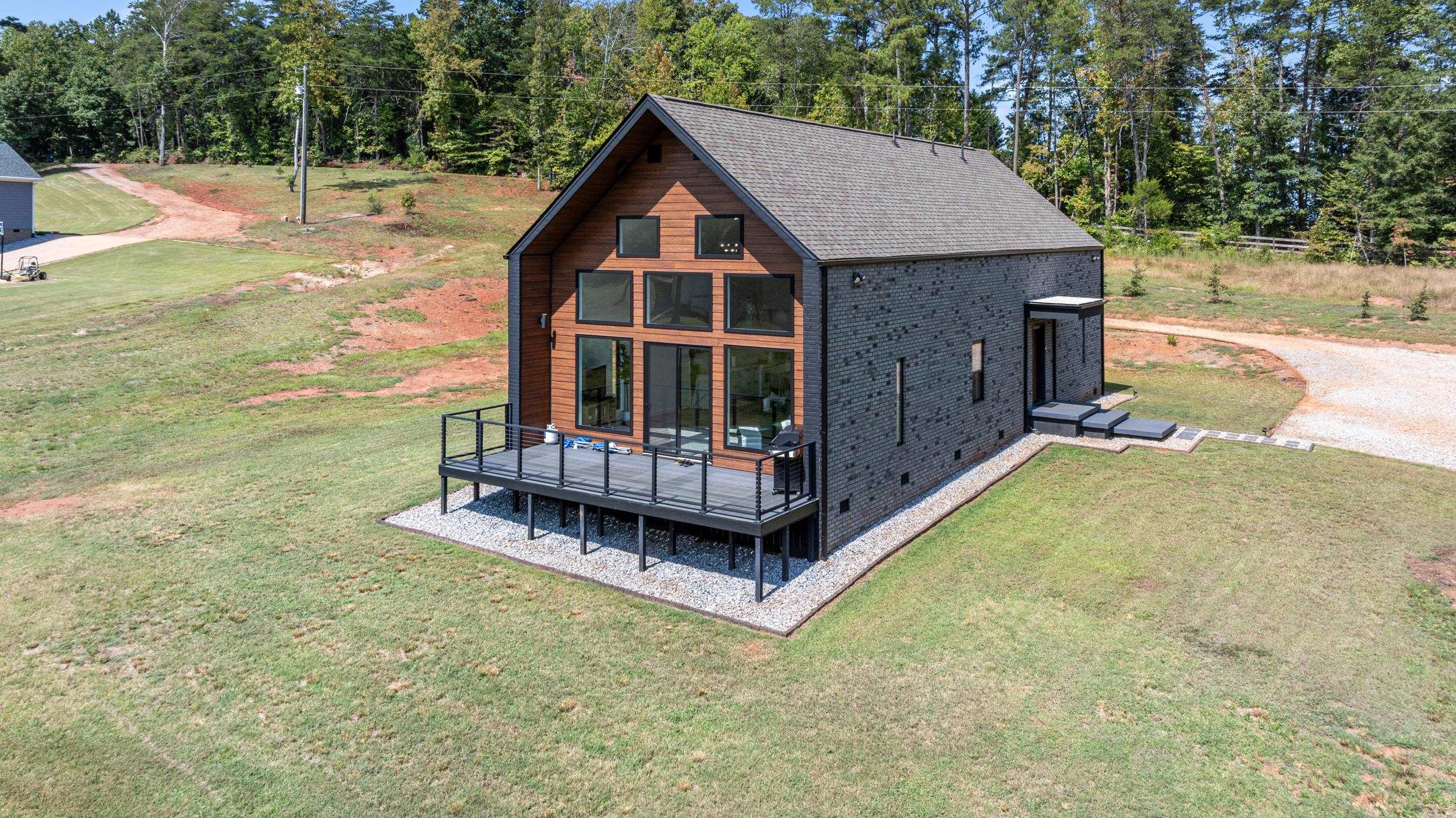410 Loop Road Property Photo